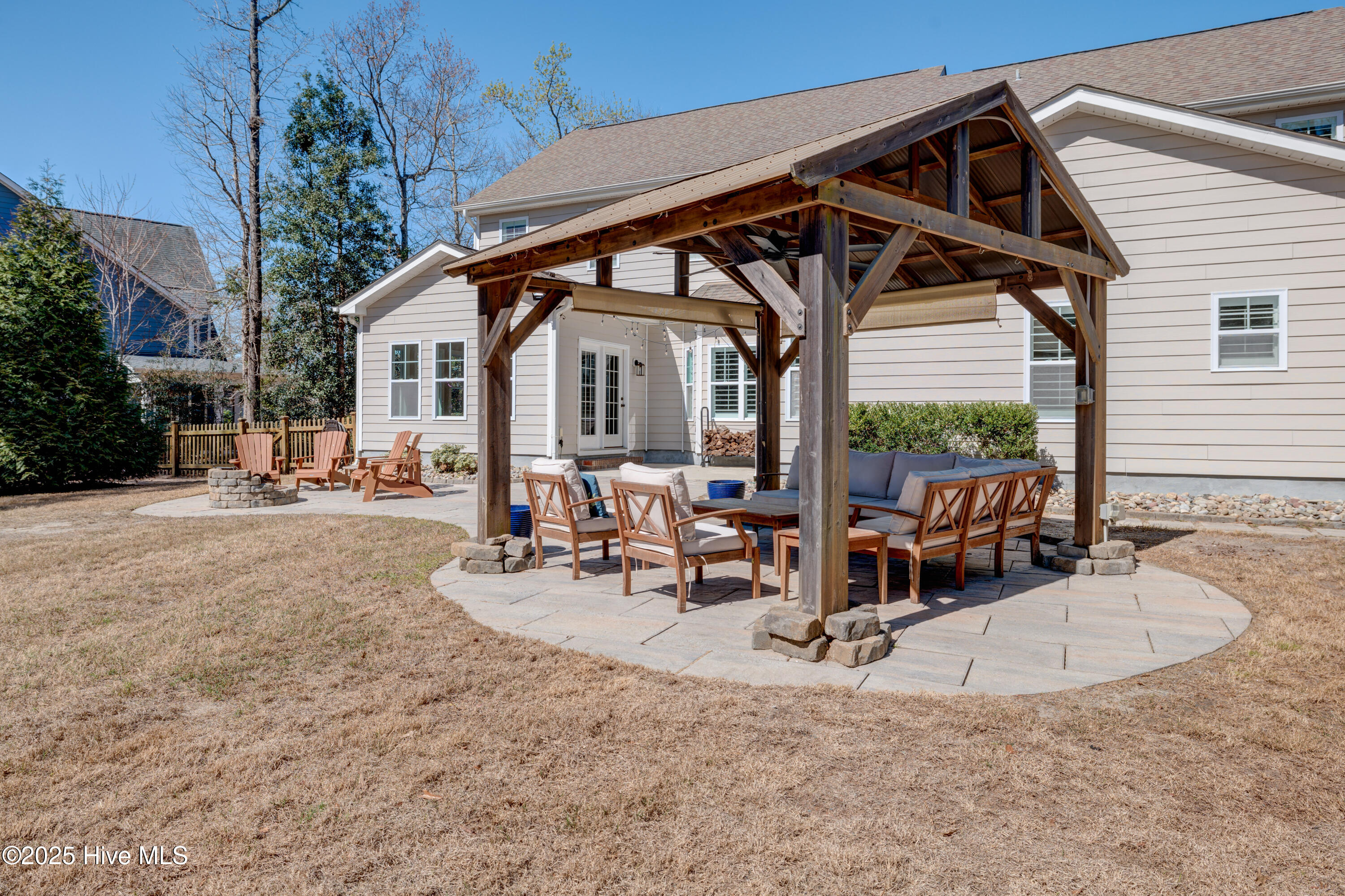 100496540 | Photo 67