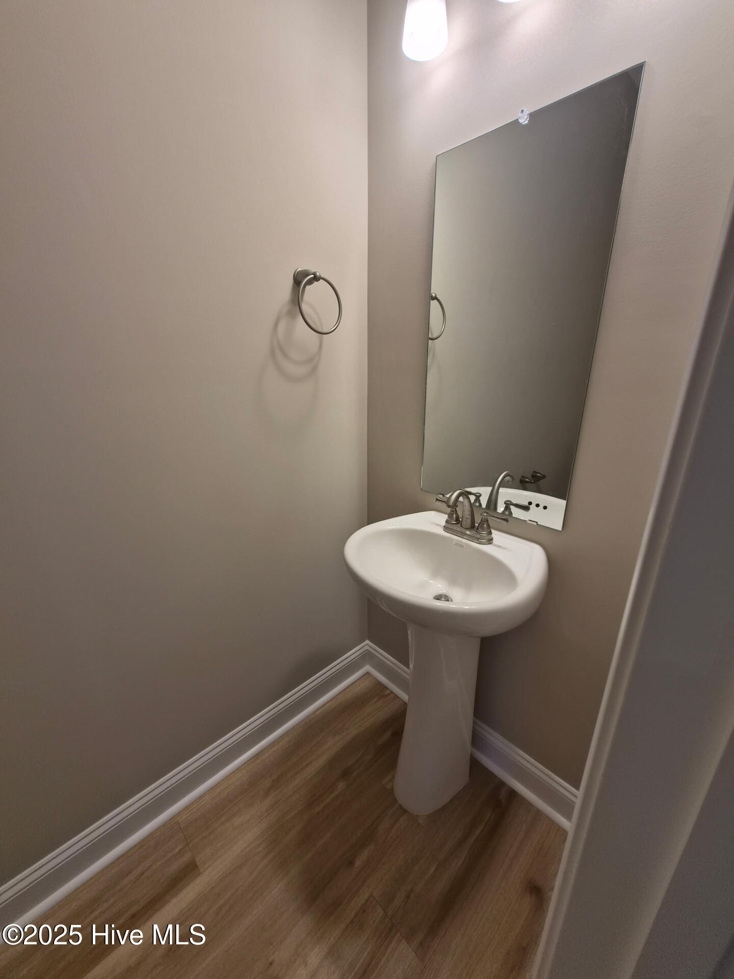 100536783 | Photo 12