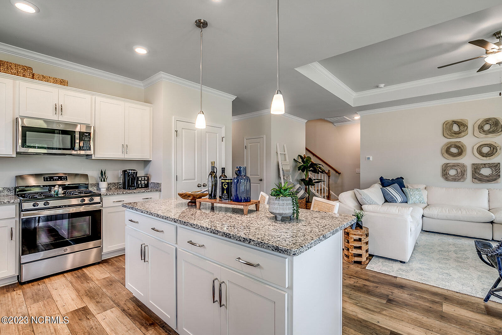 100517565 | Photo 14