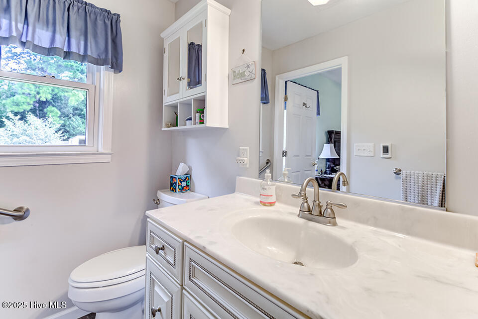 100531257 | Photo 30