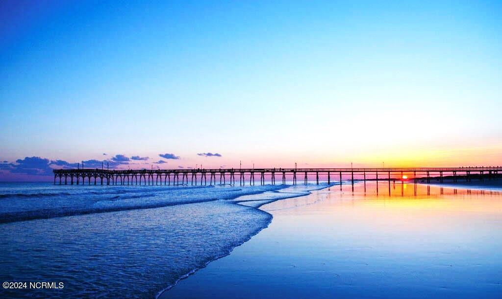 100454003 | Photo 18