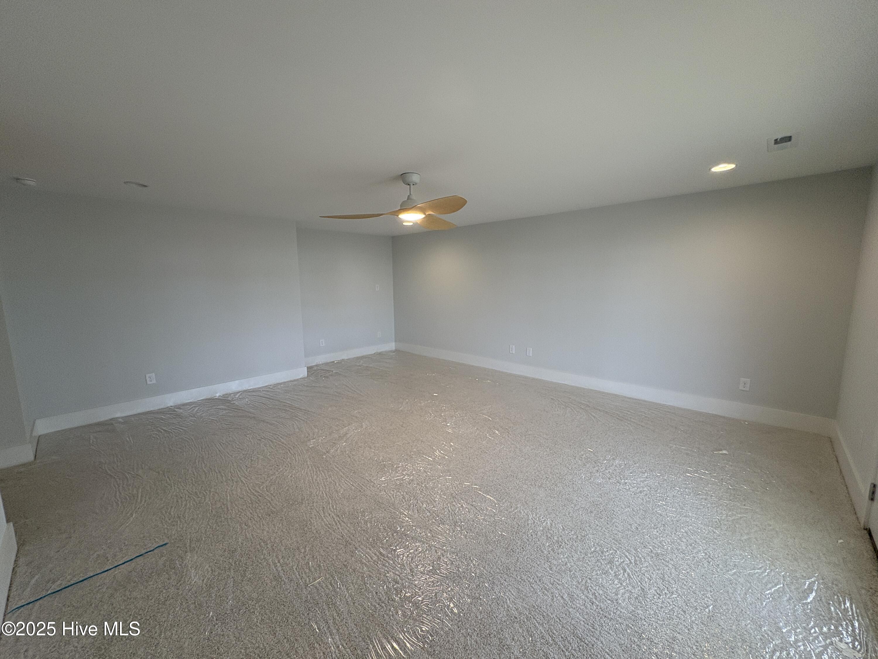 100521777 | Photo 52