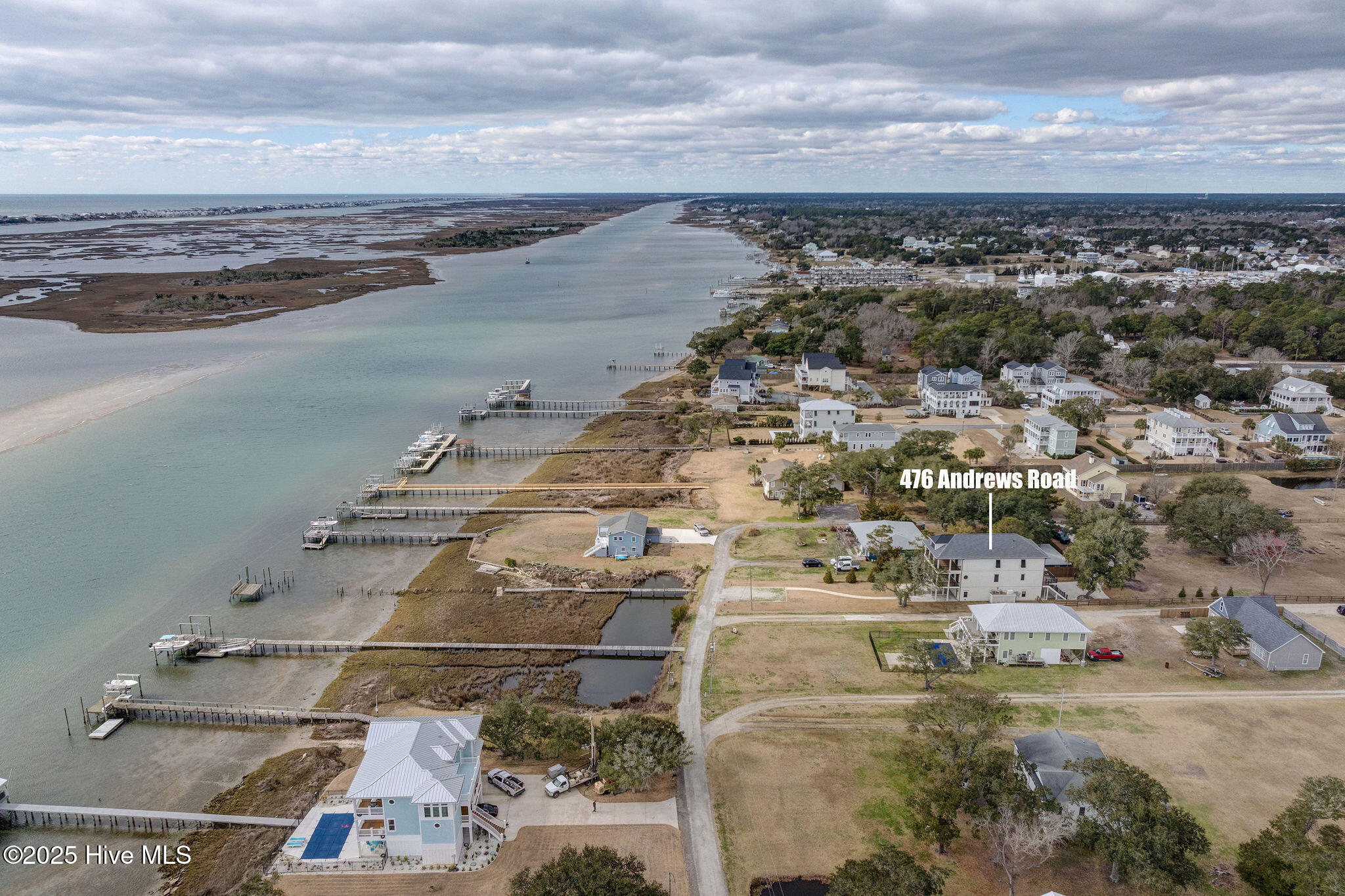 100493357 | Photo 91