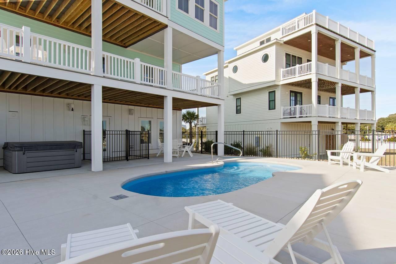 109 Ocean Bluff Drive,Indian Beach
