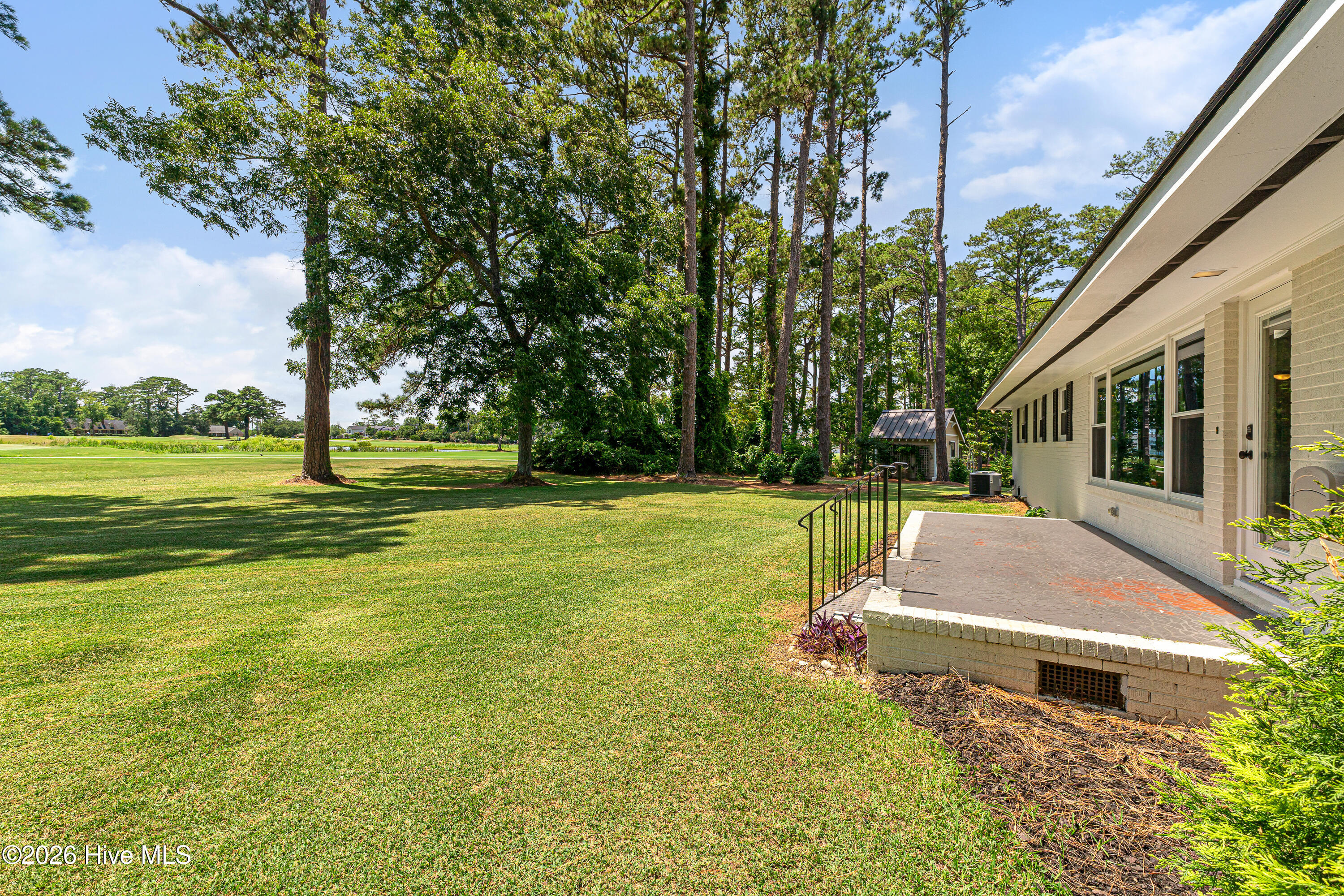 1705 River Drive,Morehead City