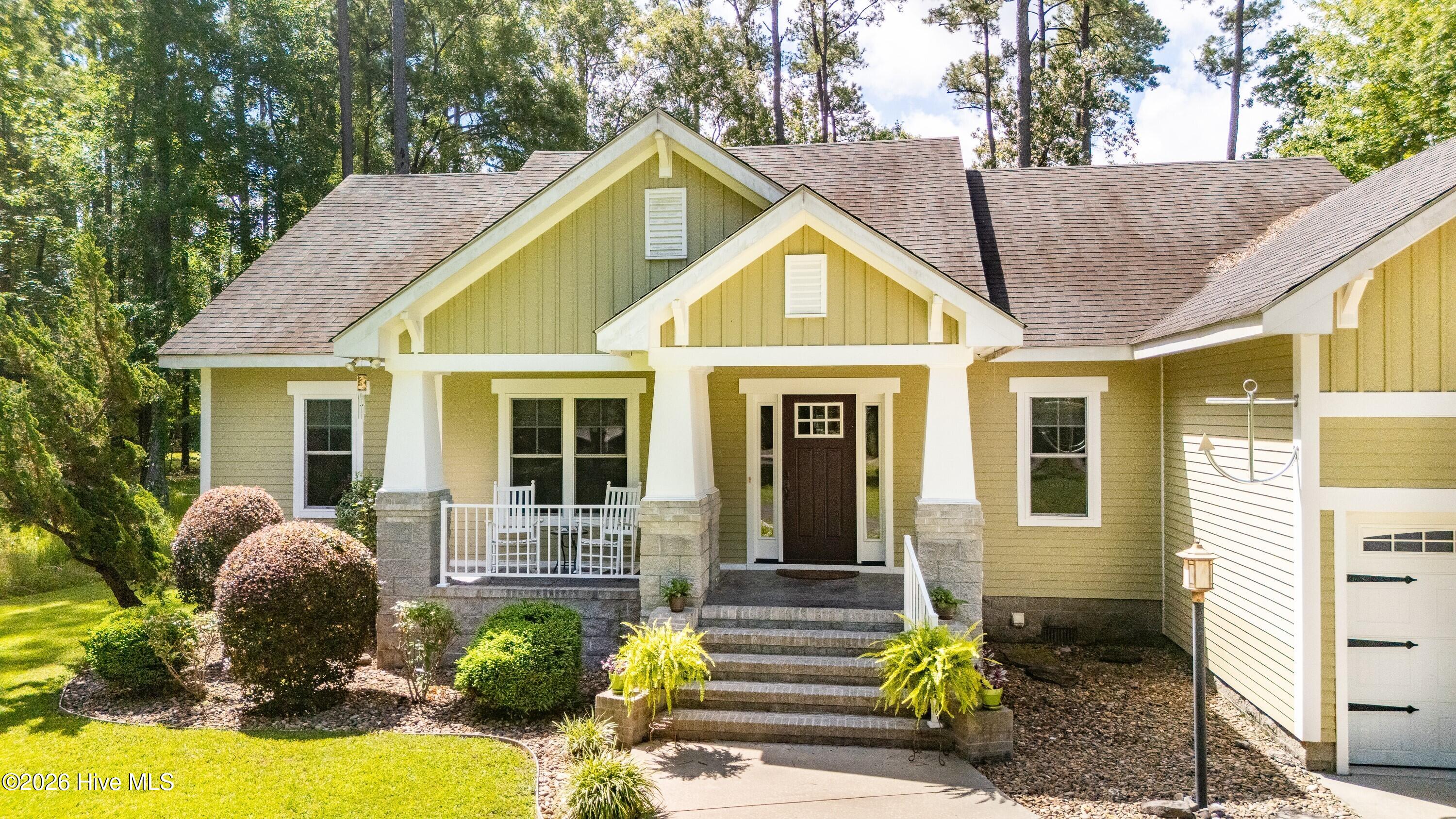 1406 Seafarer Drive,Oriental