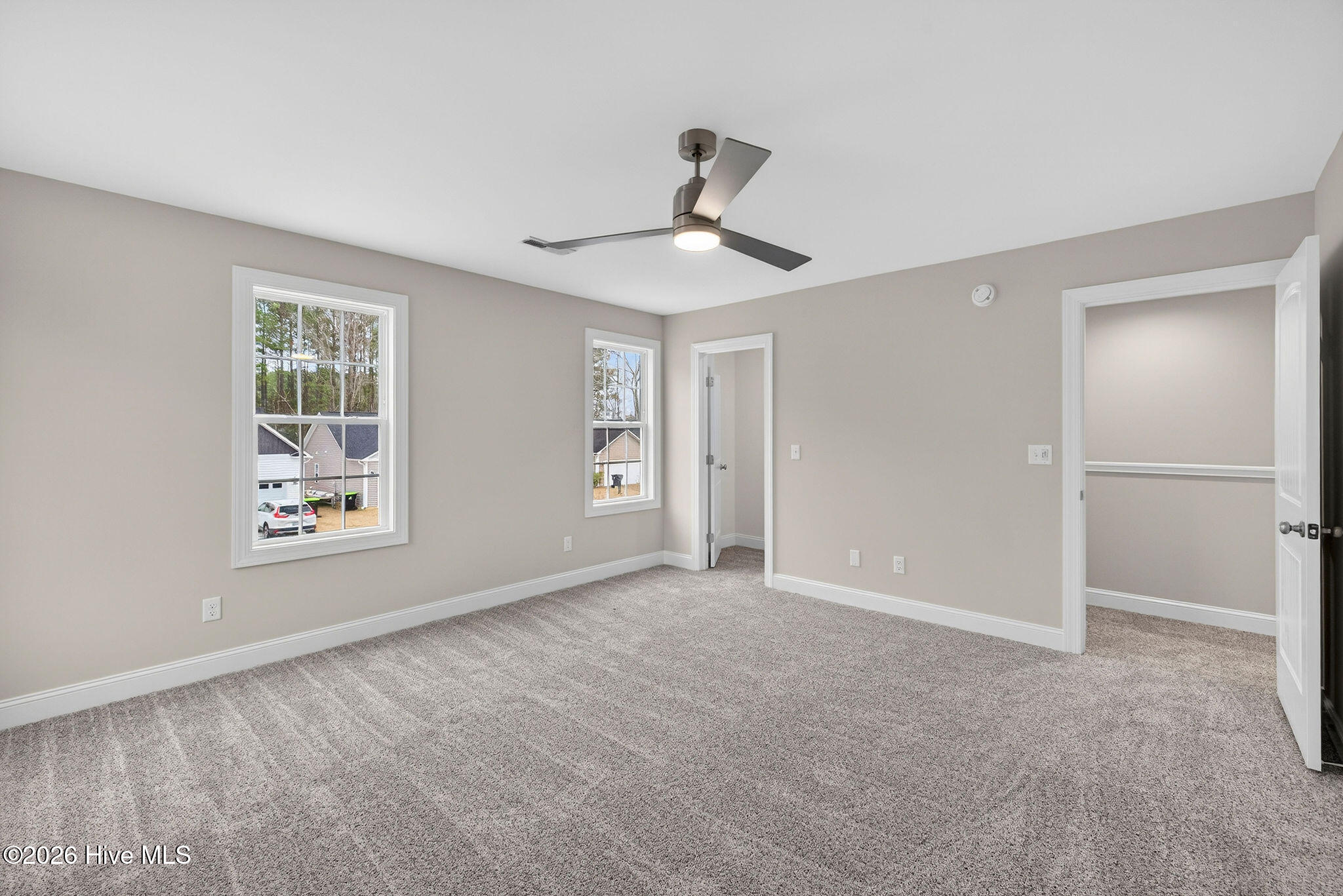 100548274 | Photo 29