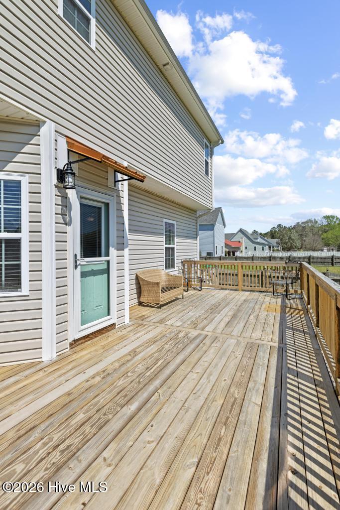 100564951 | Photo 46