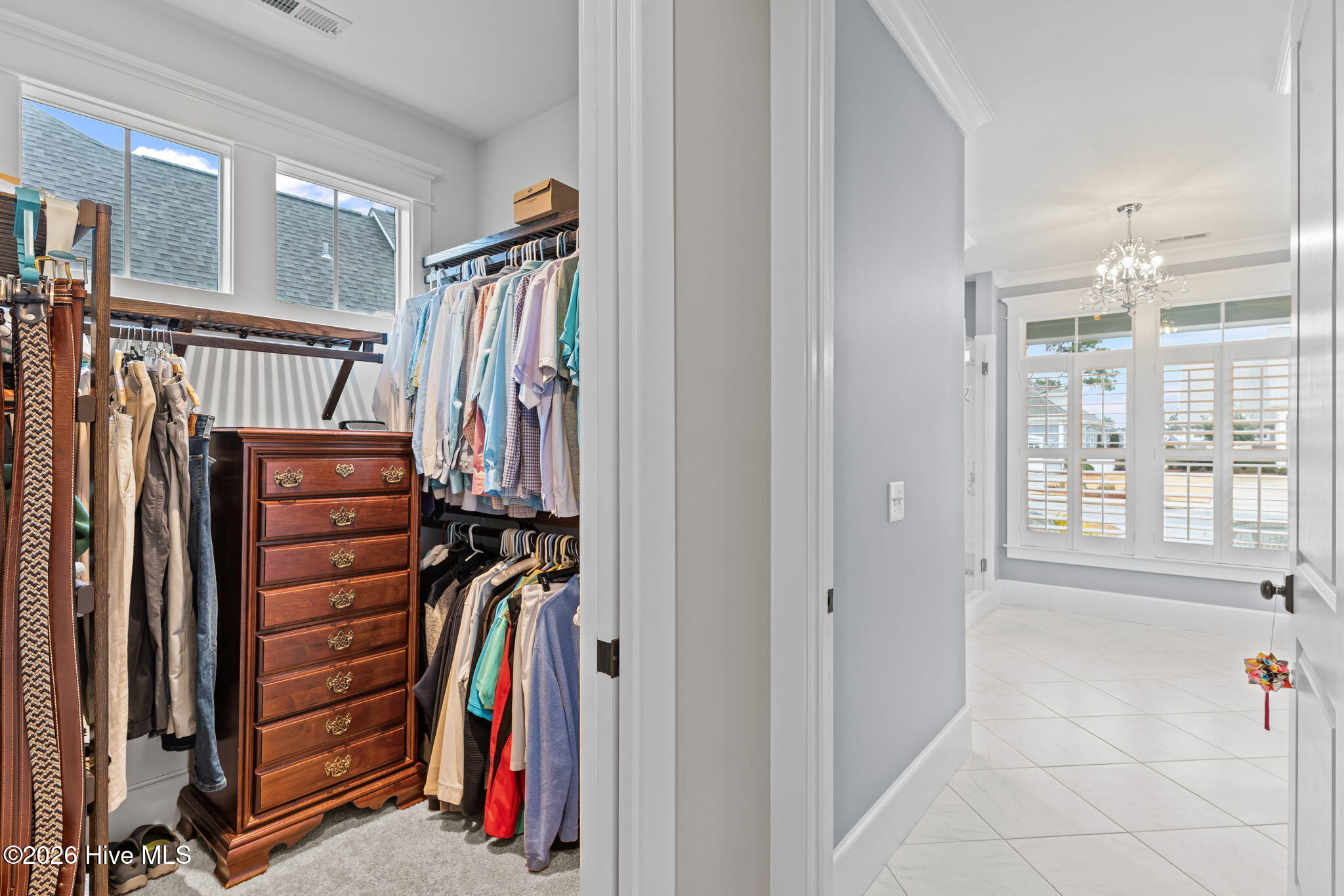 100557705 | Photo 26