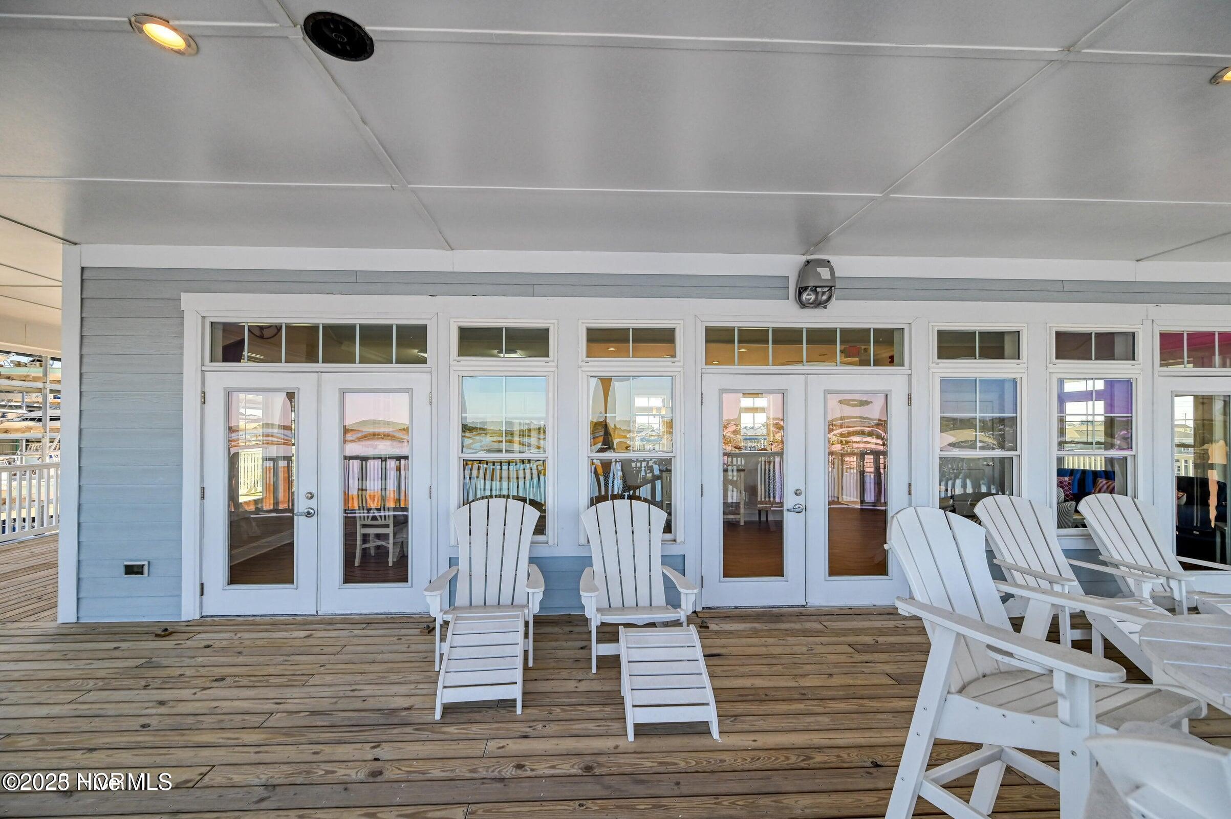 100514577 | Photo 23