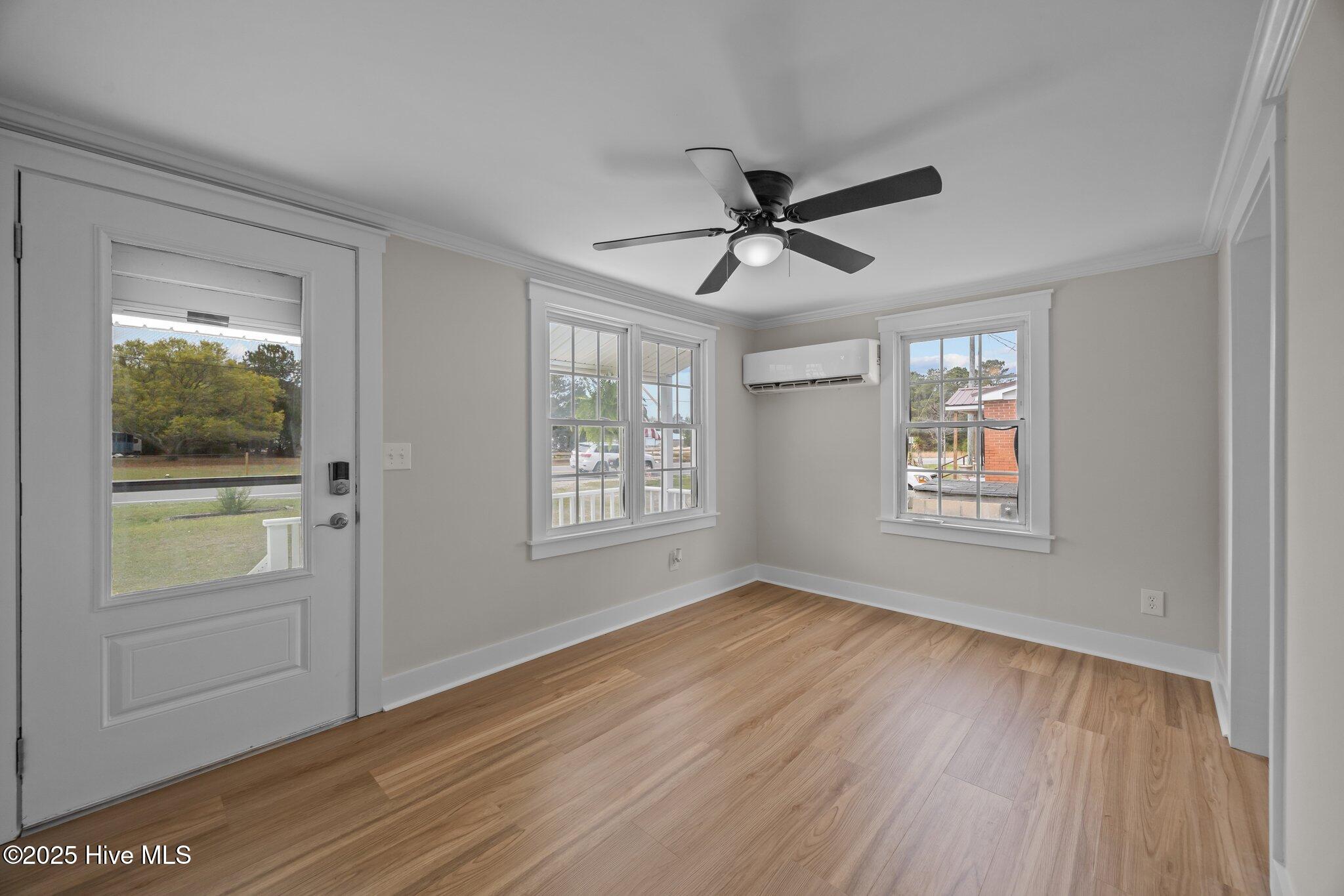 100499263 | Photo 10