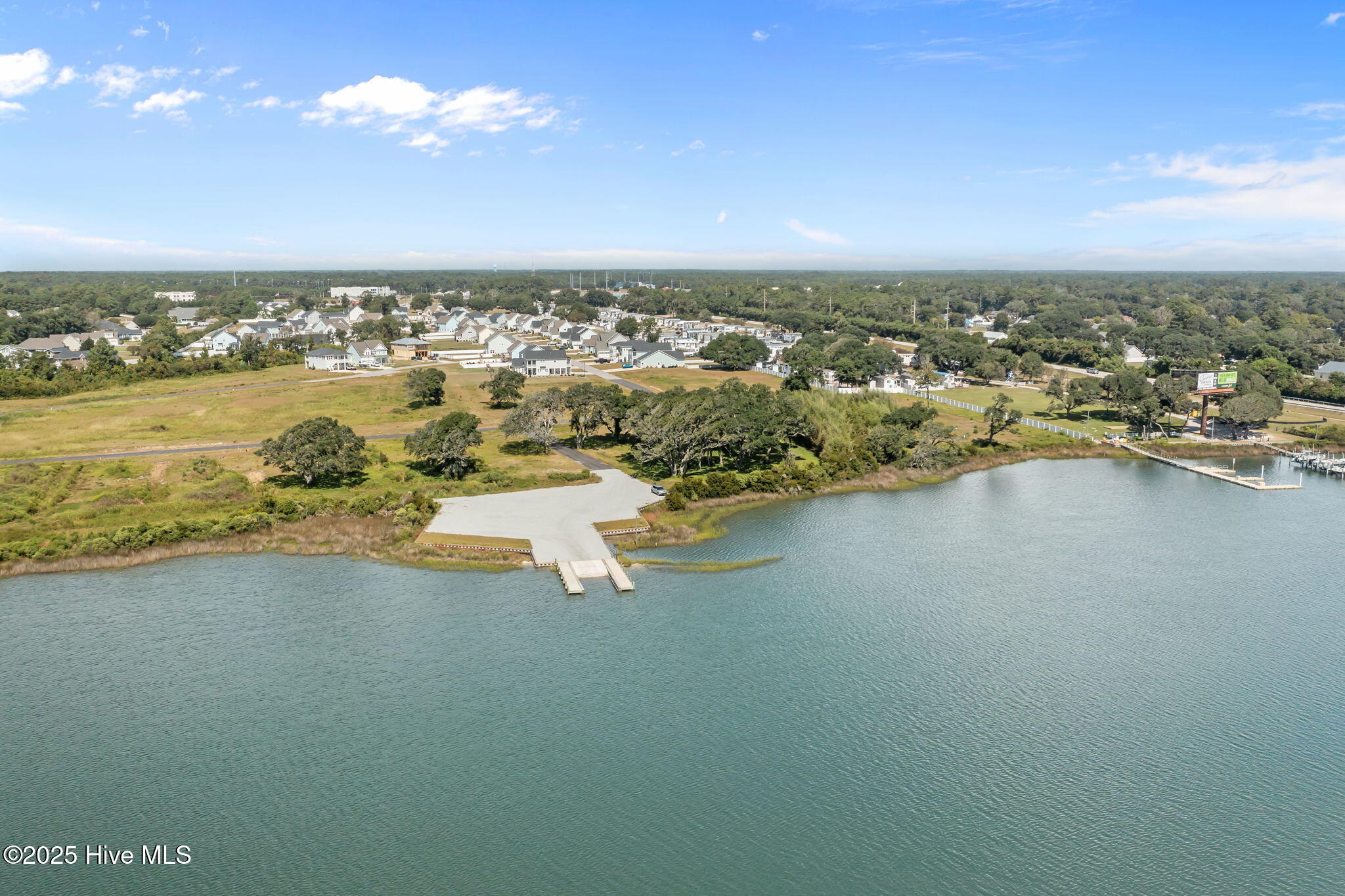 100534730 | Photo 43