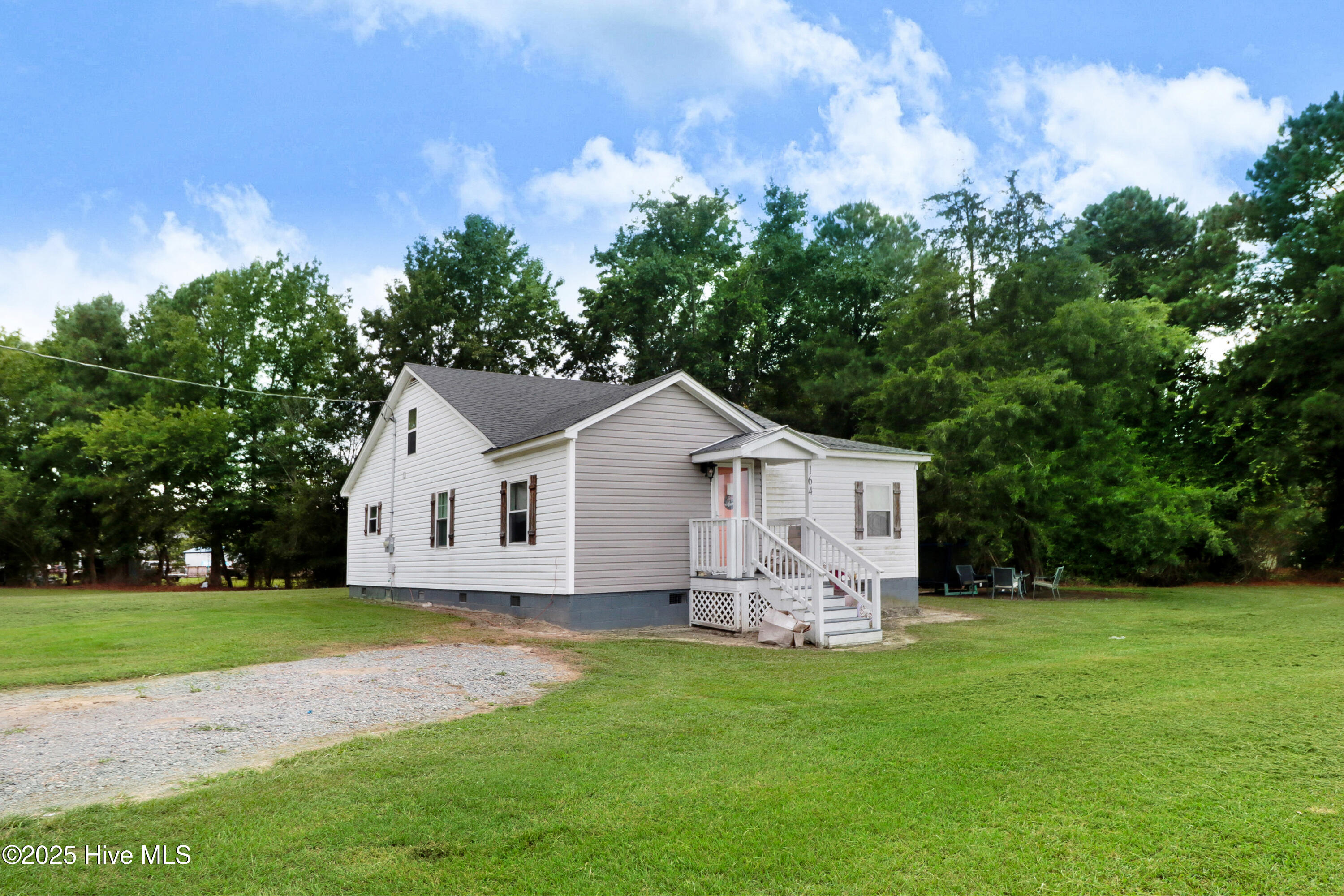 Homes for sale in Princeton, NC | 164 Old Cornwallis Rd, Princeton, NC 27569 | MLS# 100527994