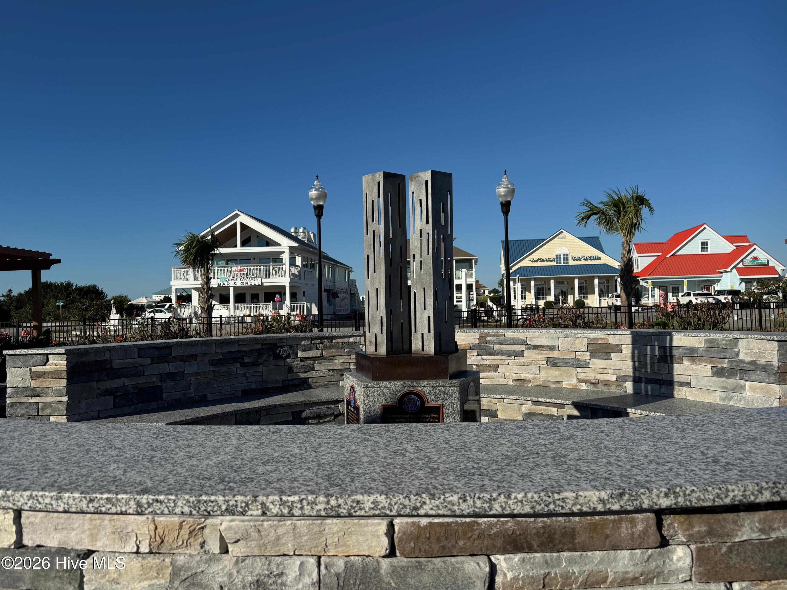 100547923 | Photo 46