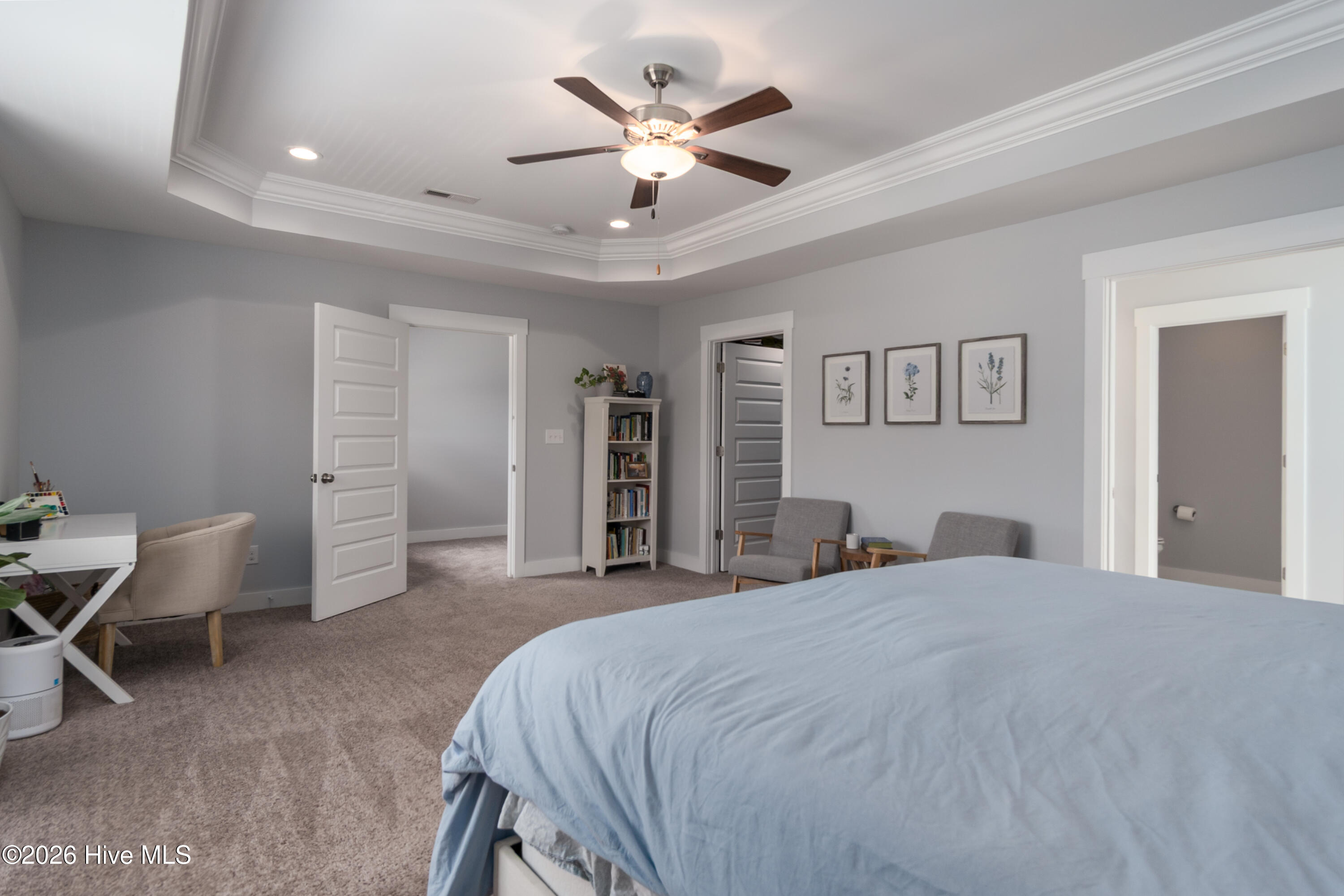 100558497 | Photo 32