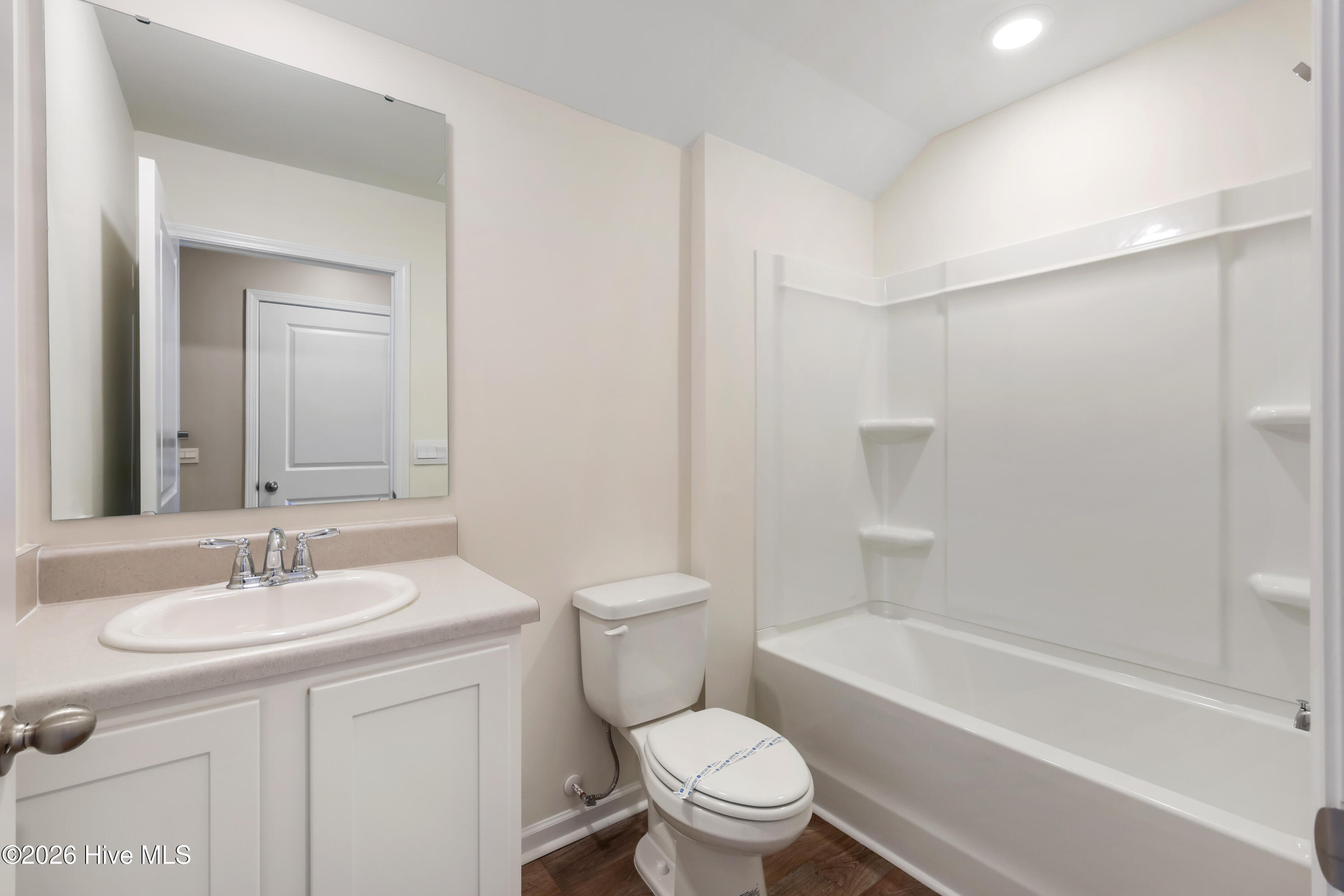 100554034 | Photo 27