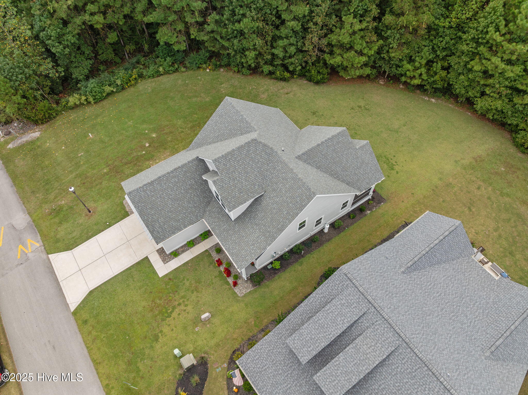 100535671 | Photo 59