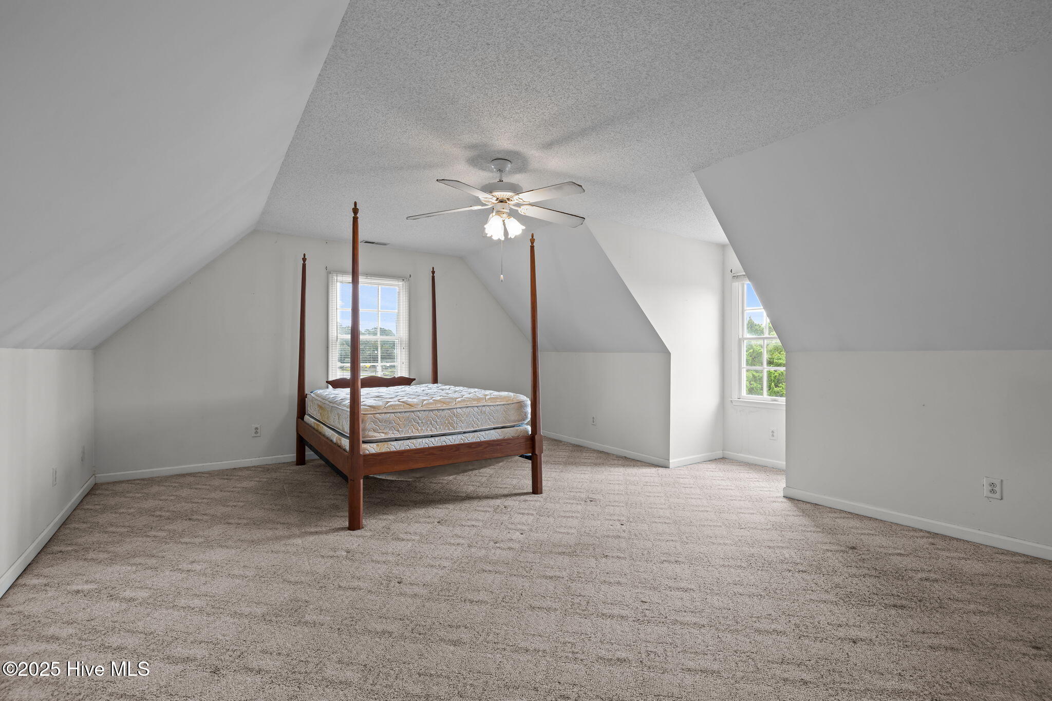 28-web-or-mls-1S3A0139