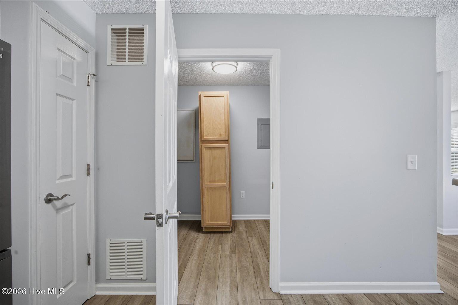 100554604 | Photo 28