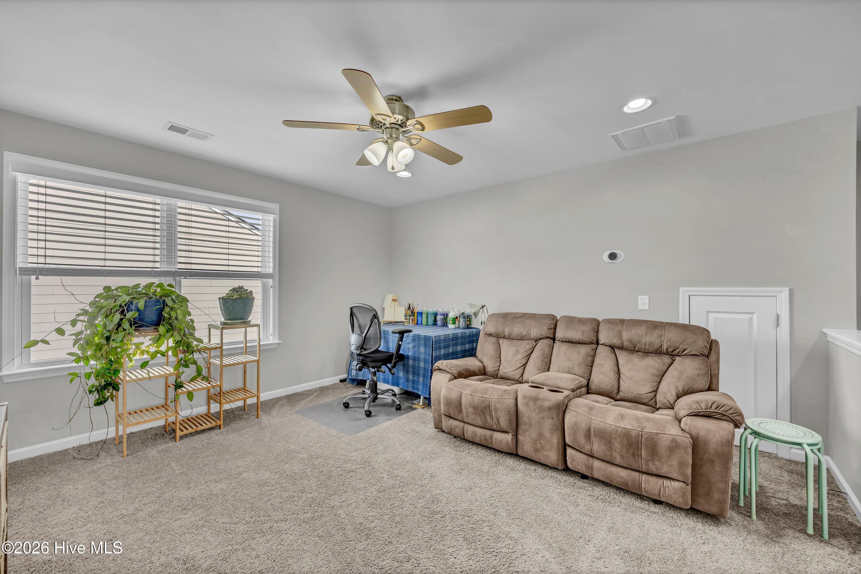 100553140 | Photo 20