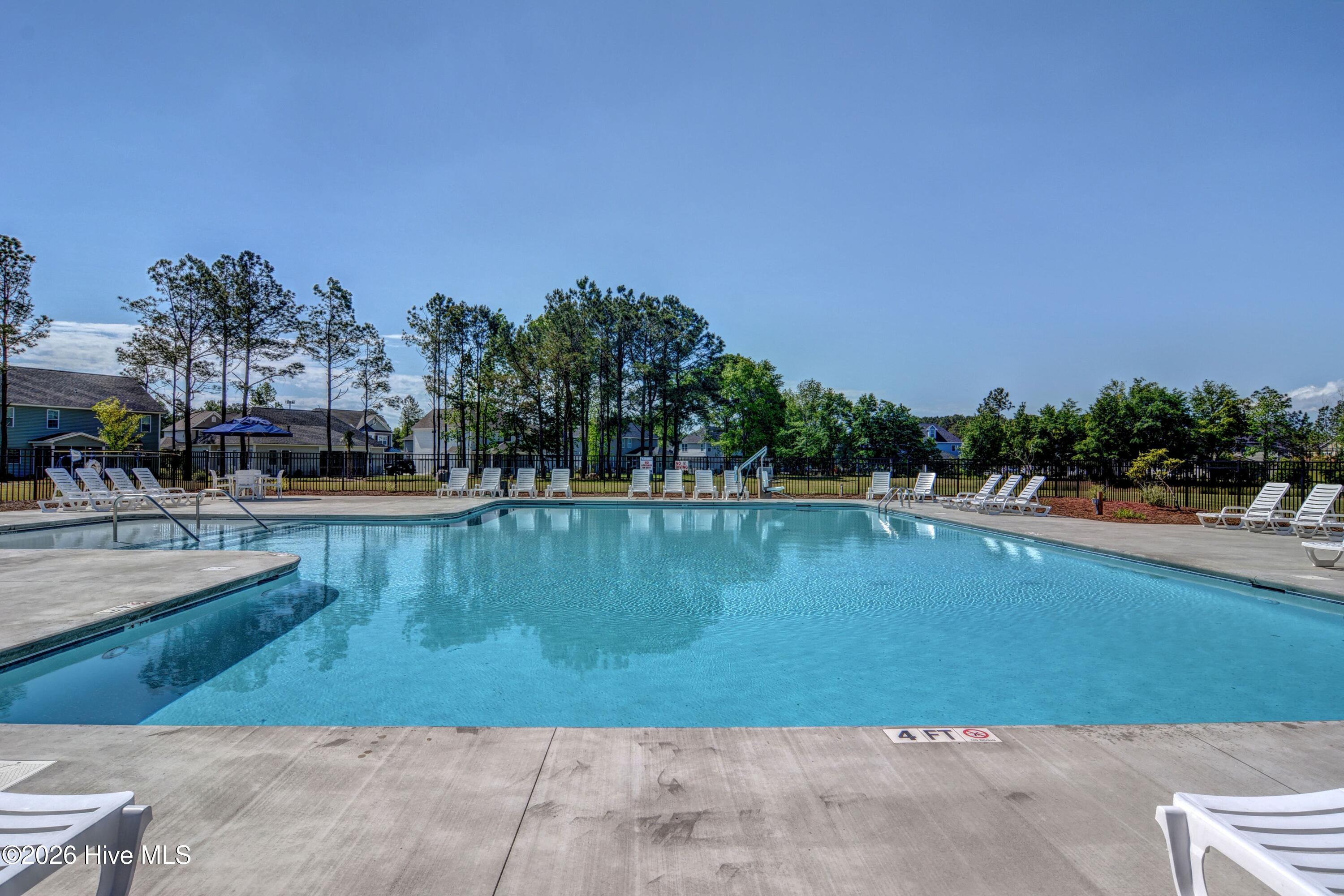 100553232 | Photo 48