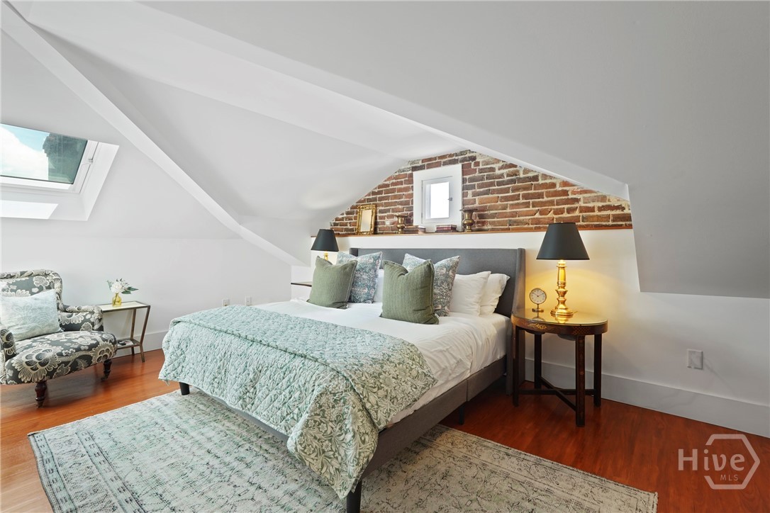 415 Whitaker Street, Savannah, GA, 31401