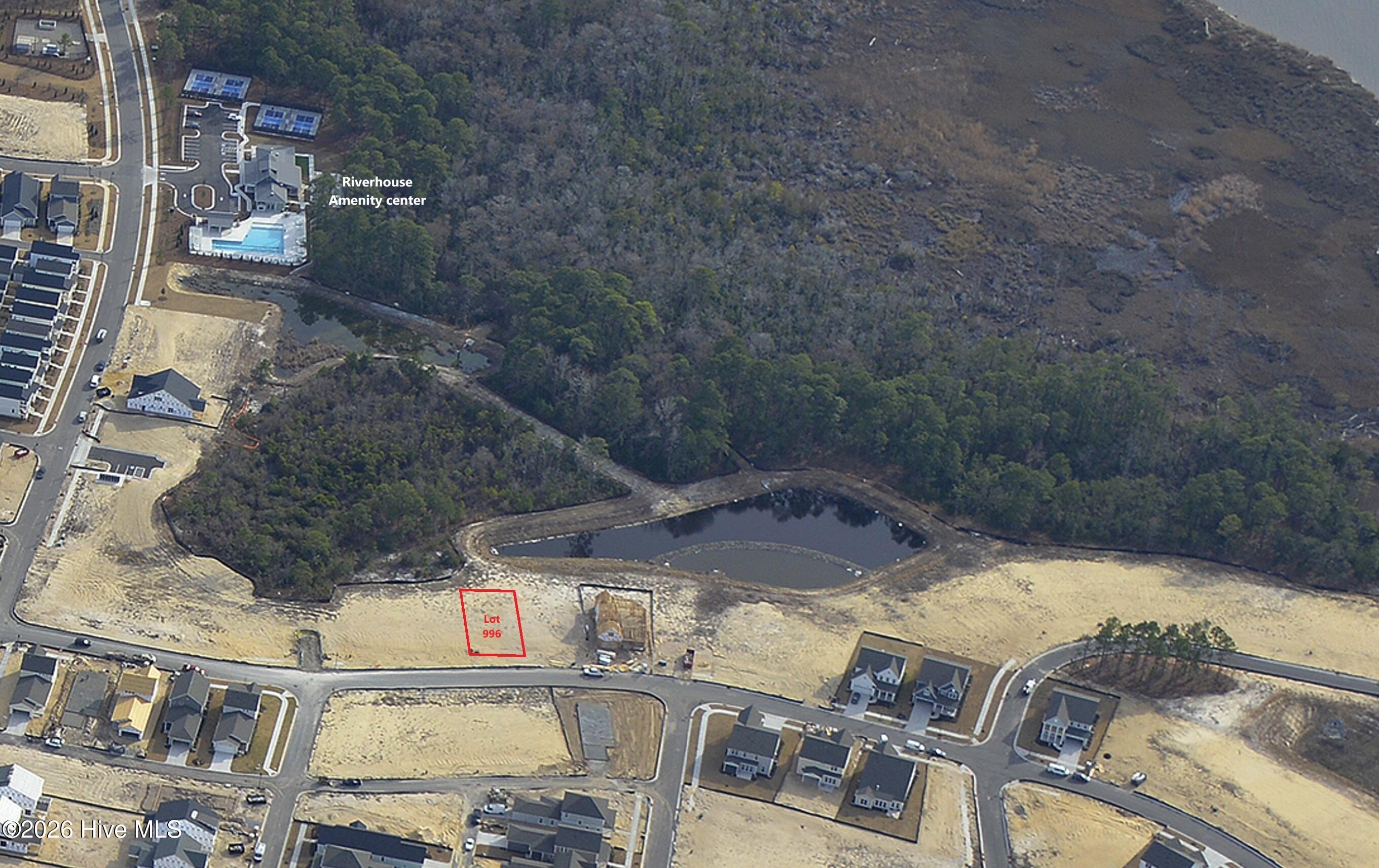 100553760 | Photo 25