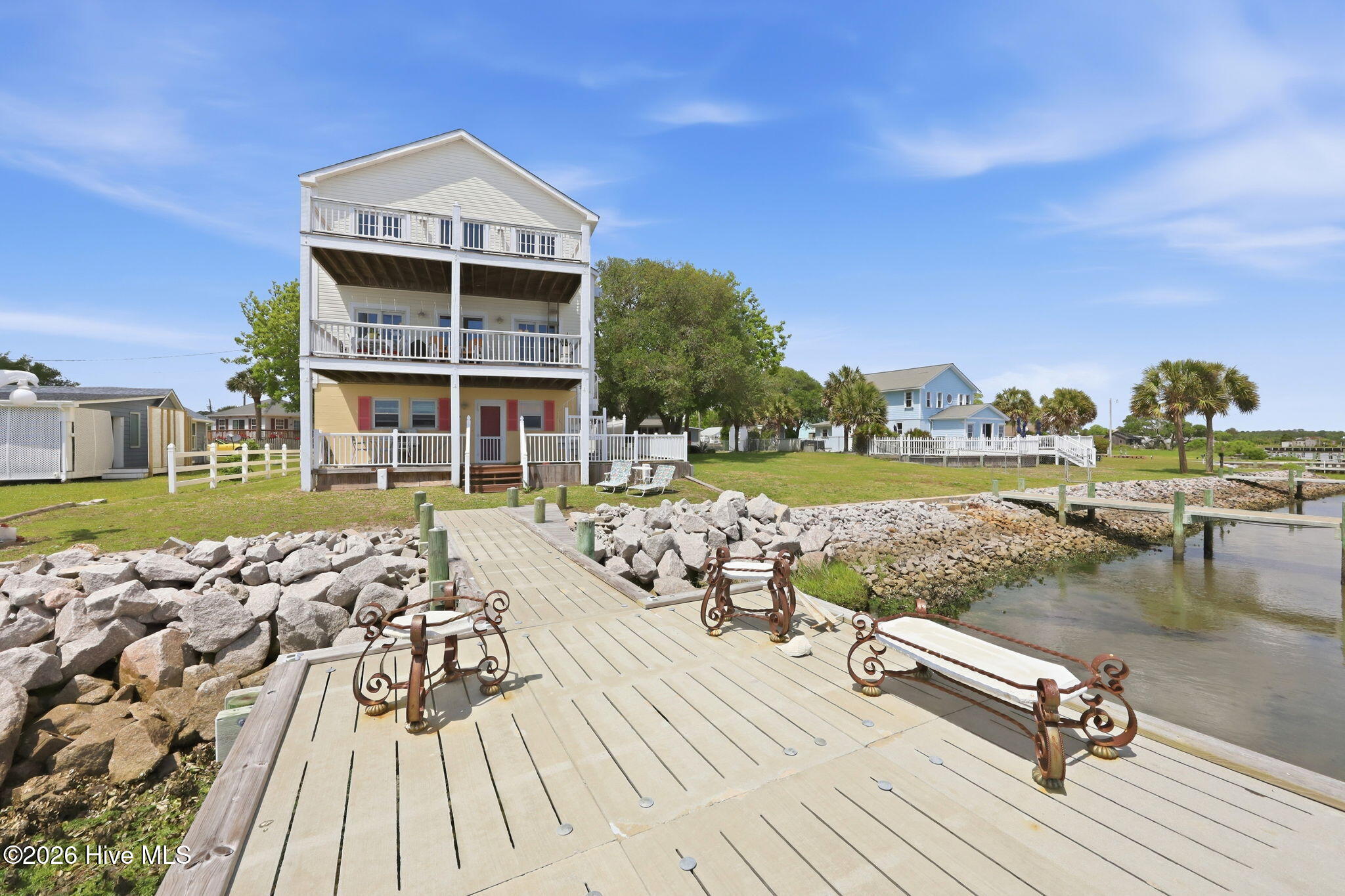 103 Waterfront Avenue,Newport