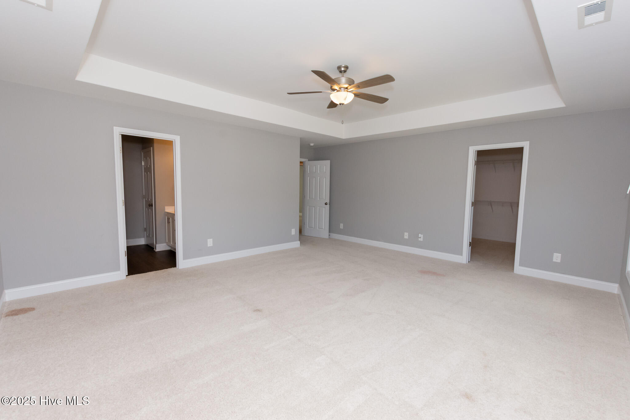 100531968 | Photo 28