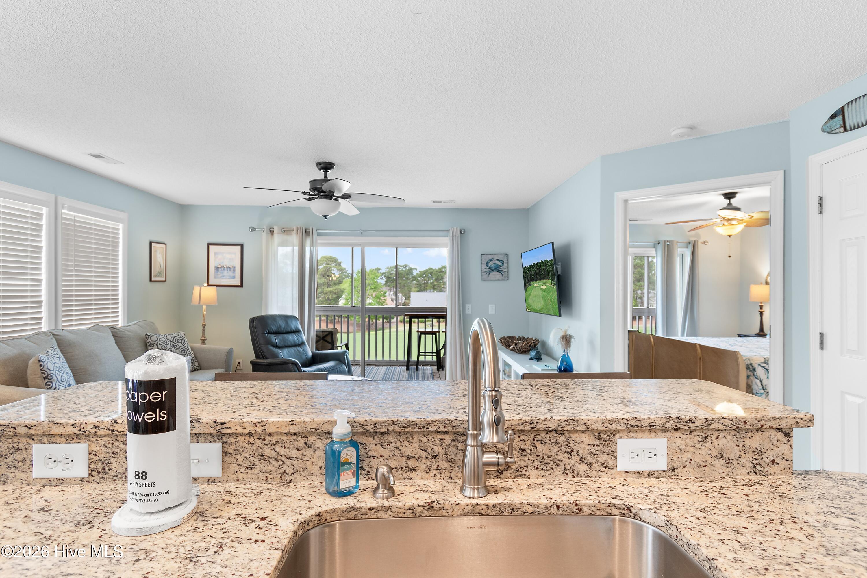 100565554 | Photo 10