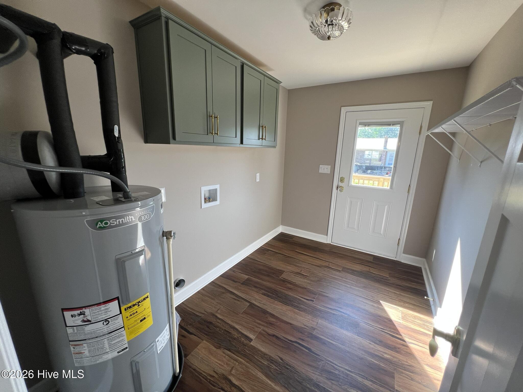 100569218 | Photo 22