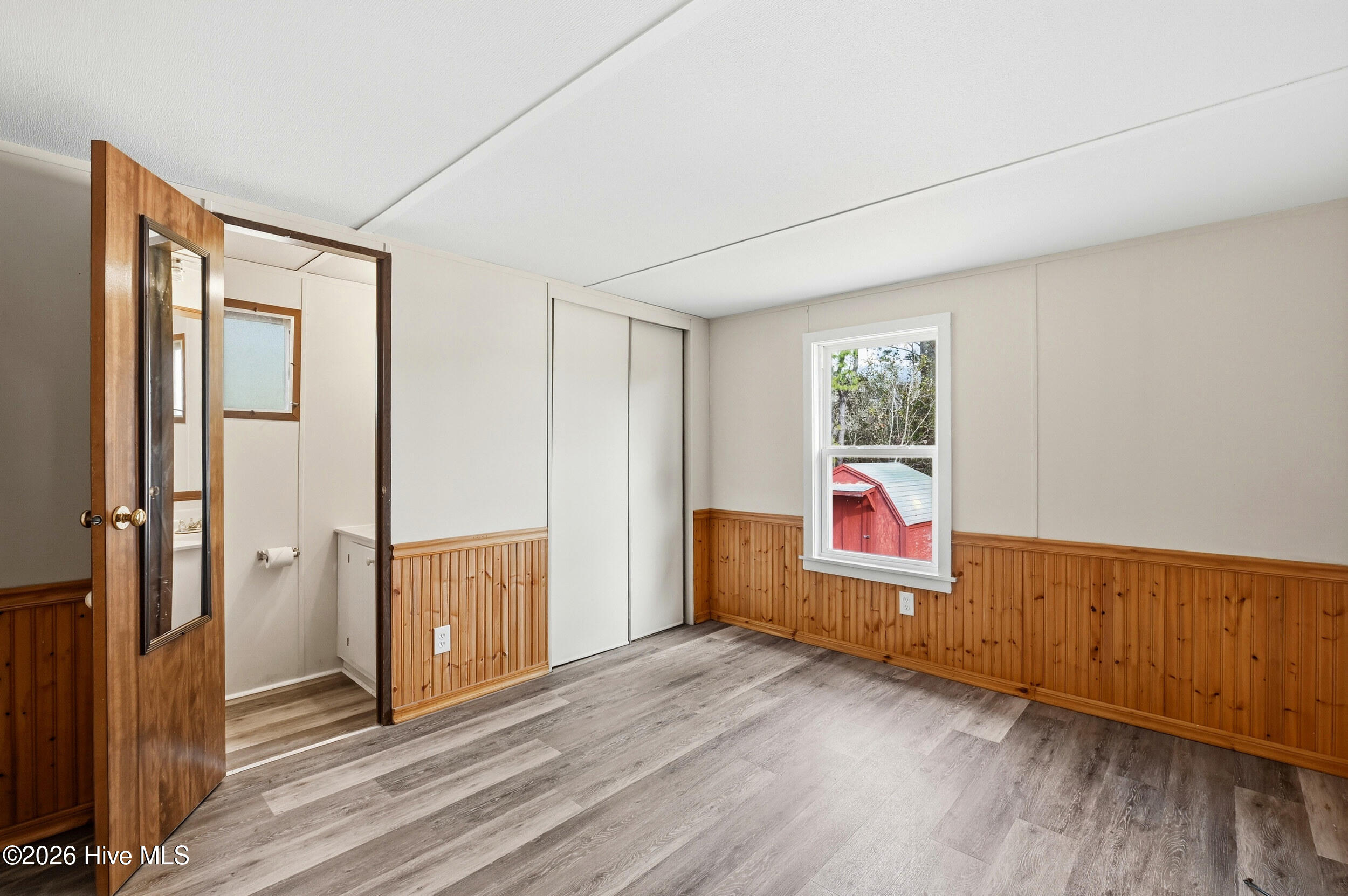 100552656 | Photo 16