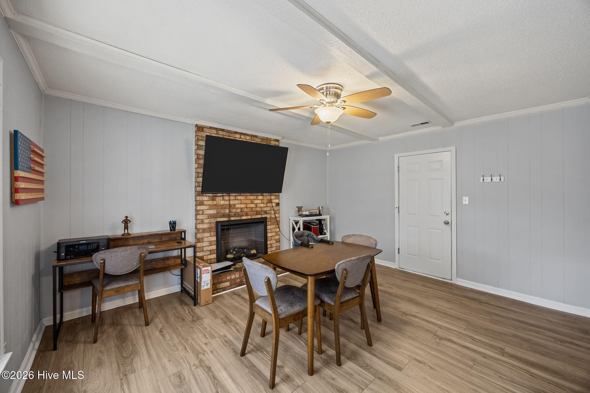 100558764 | Photo 14