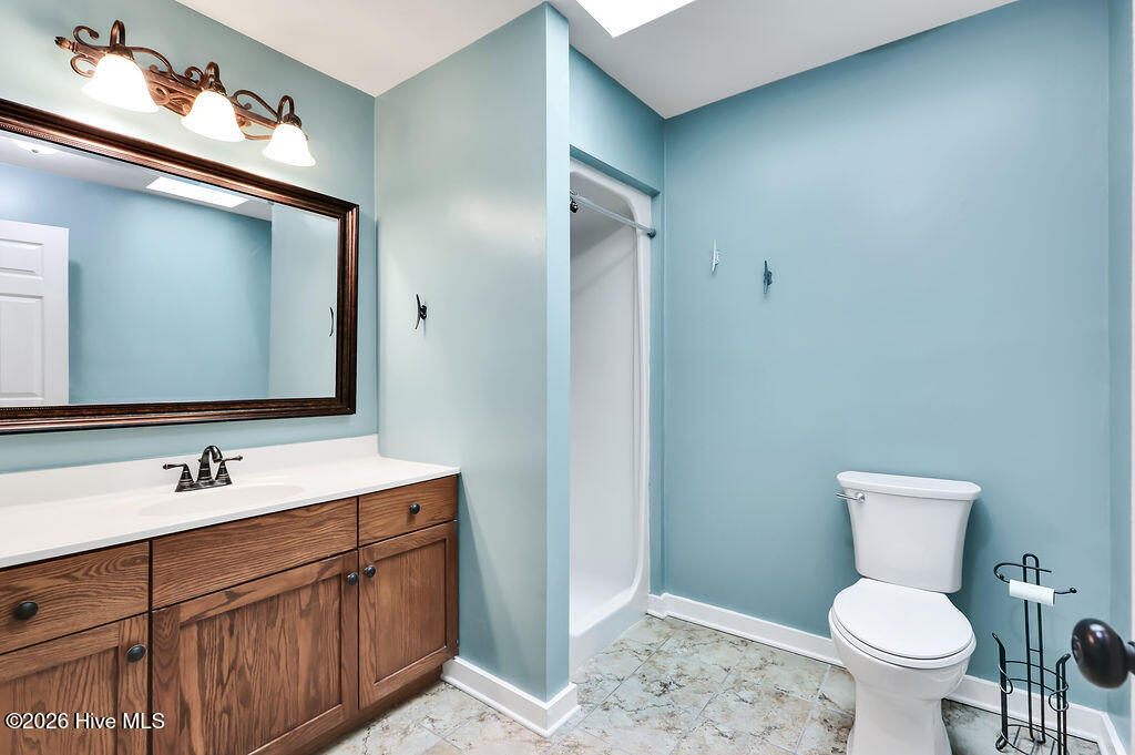 100556697 | Photo 21