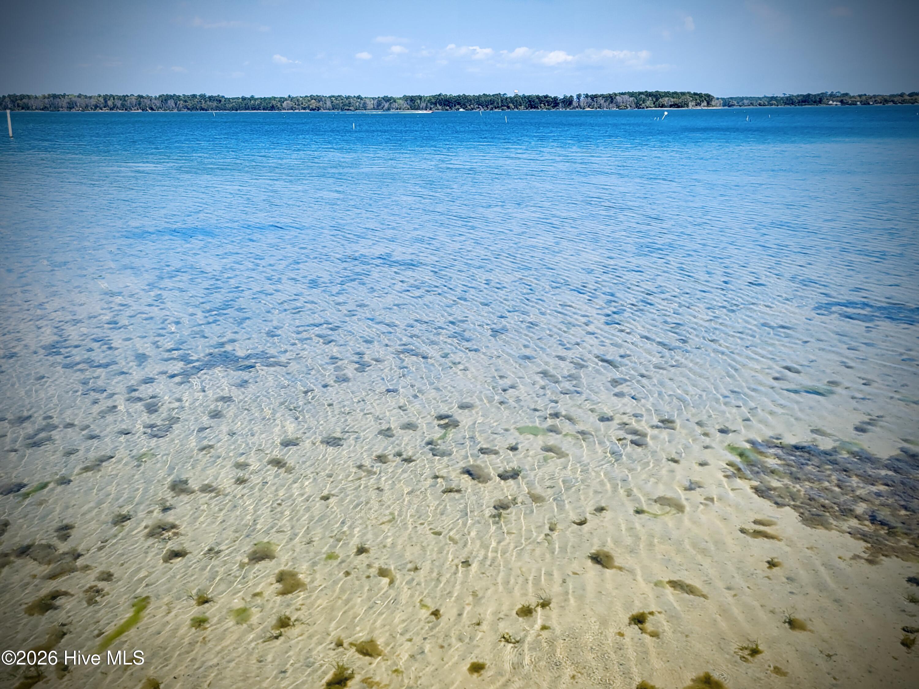 100565718 | Photo 47