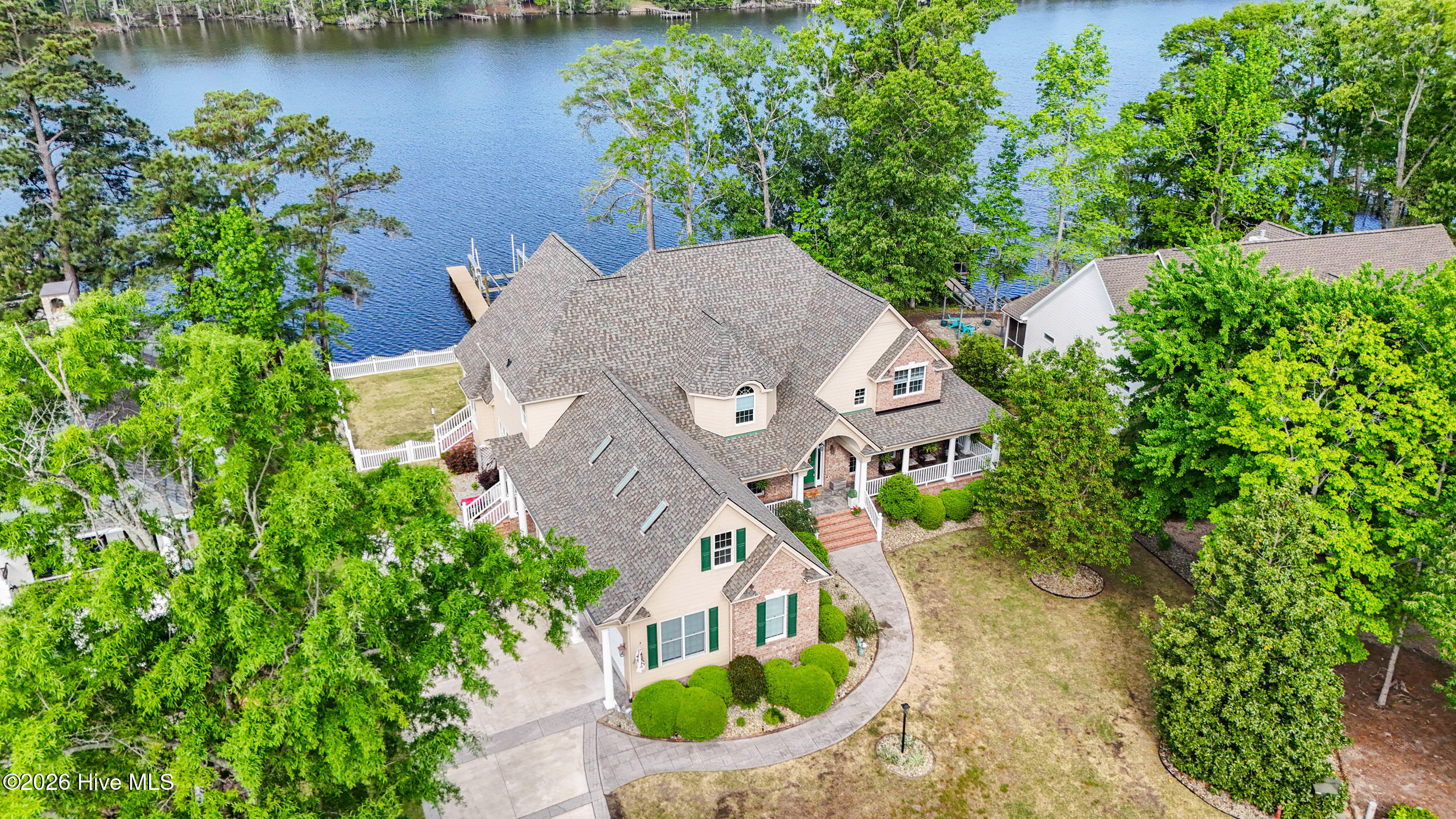 Featured listings Featured listings