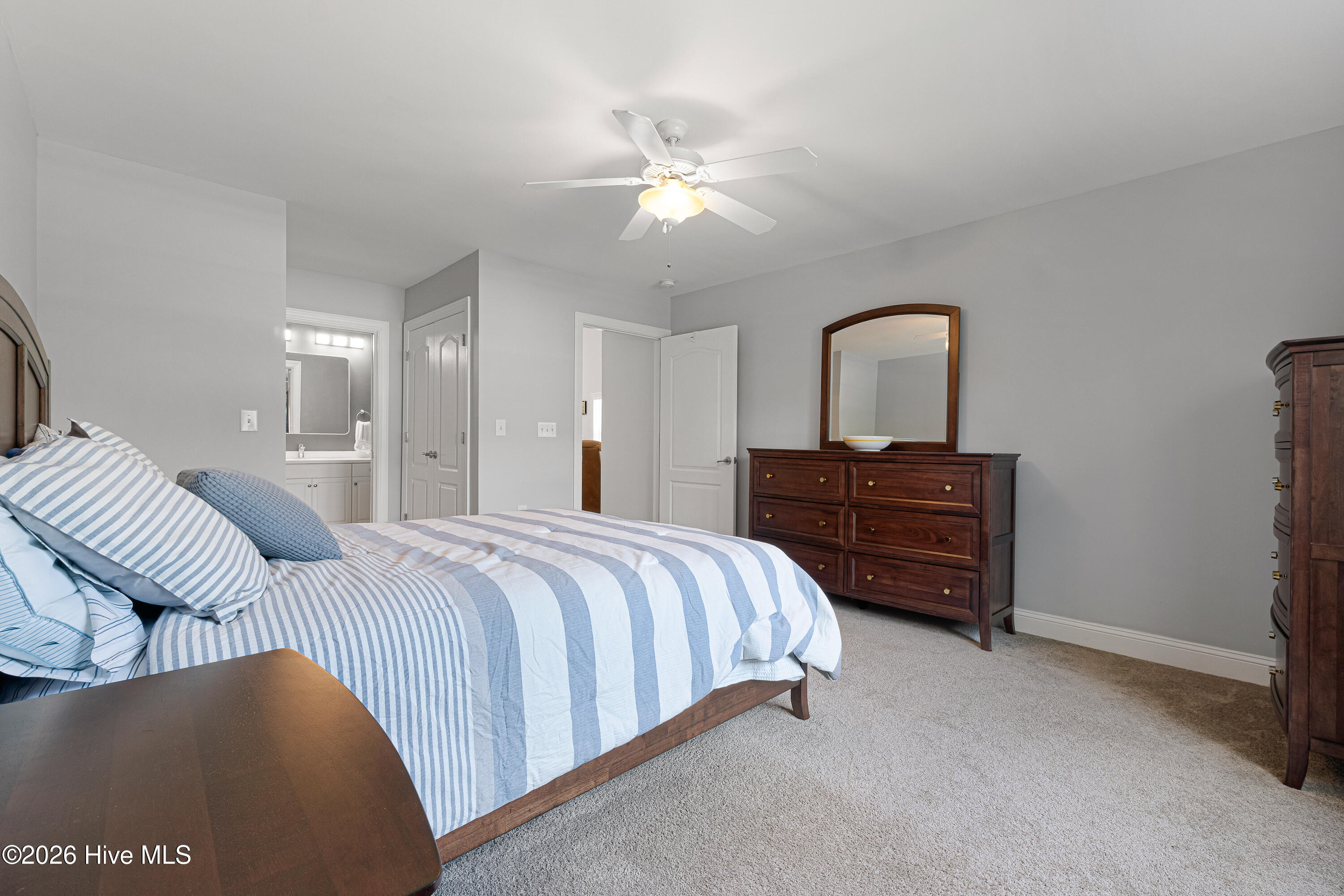 215 Diamond Cove,Newport