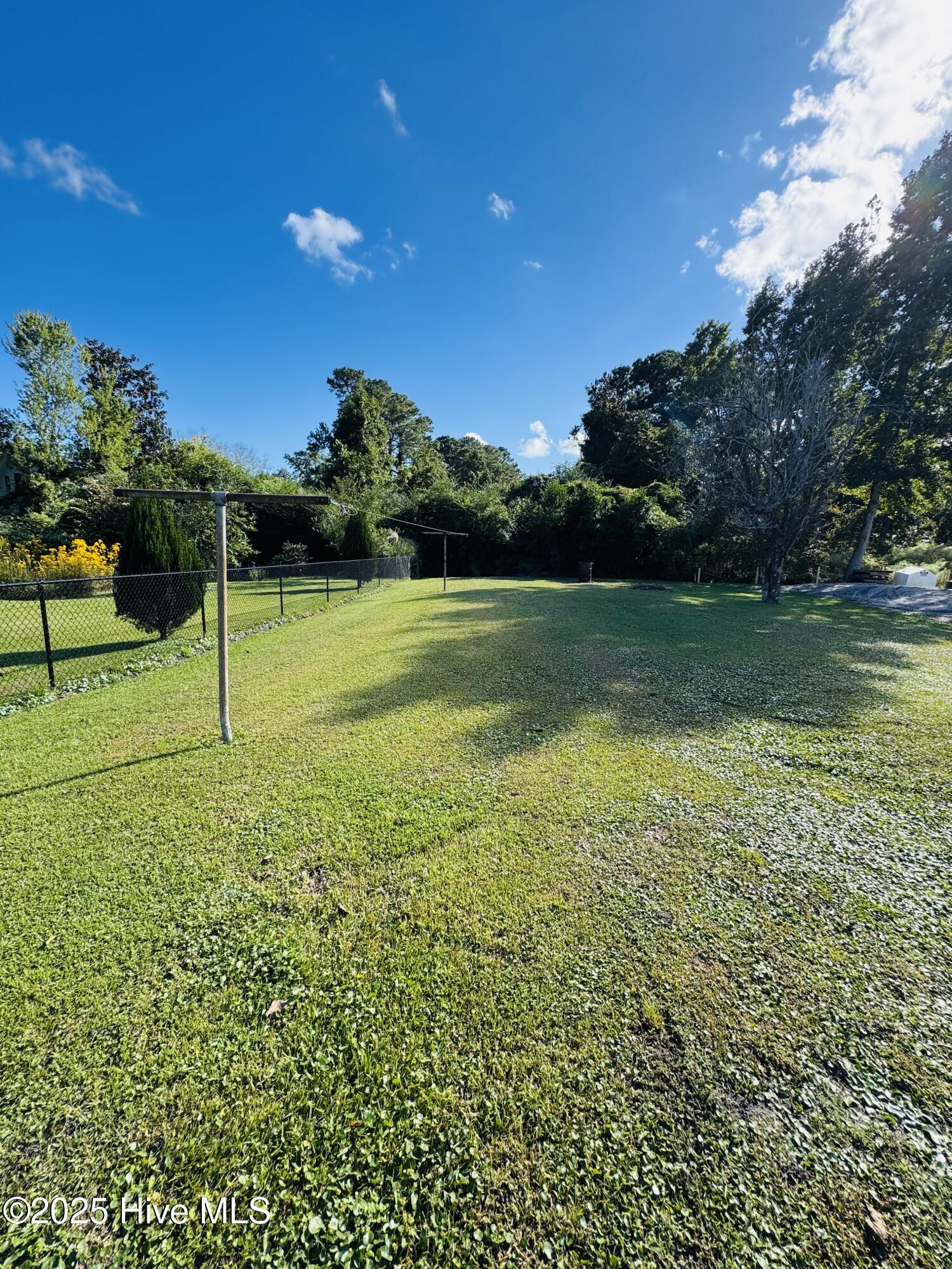 100550414 | Photo 28