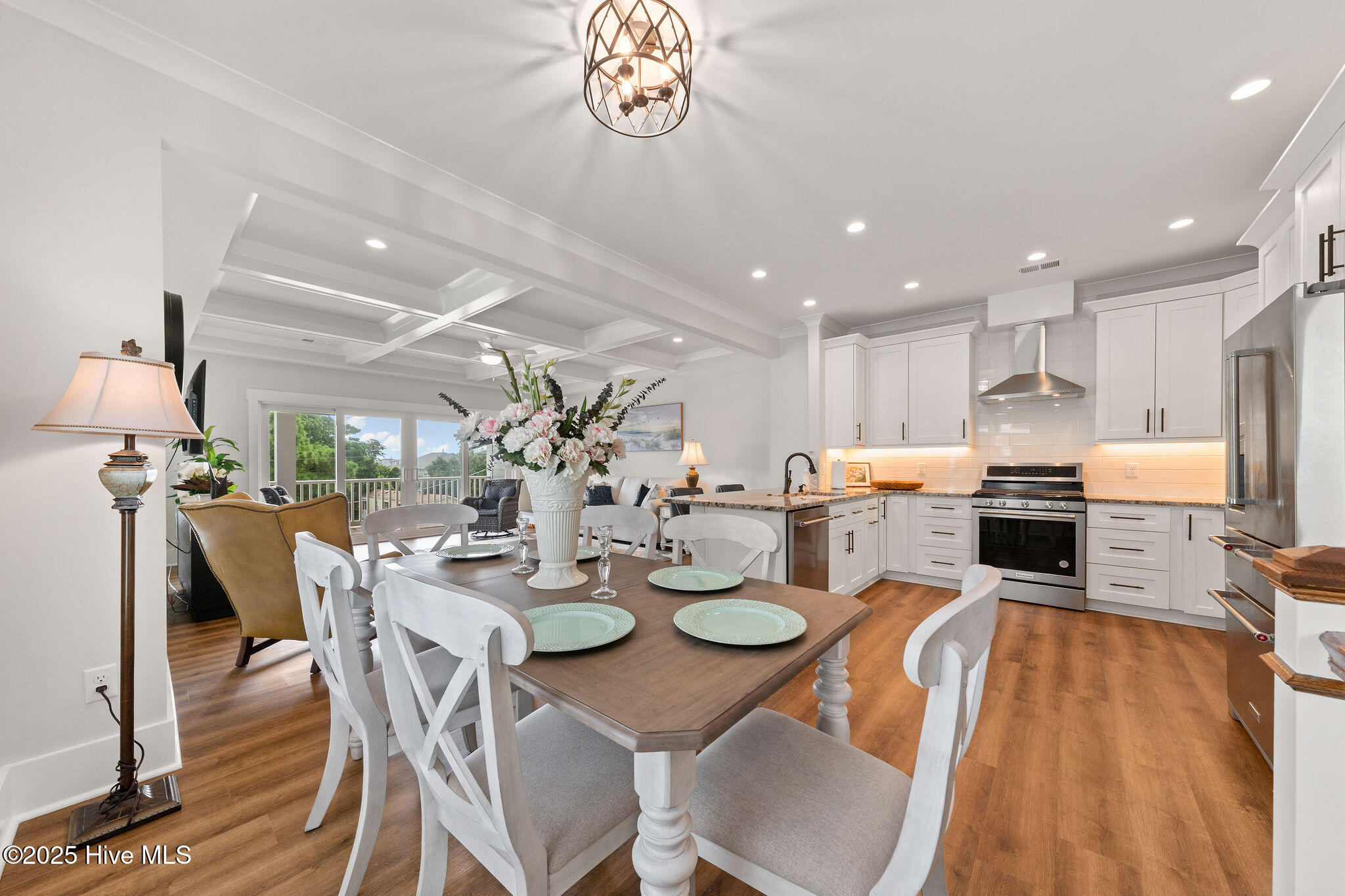 100538884 | Photo 10