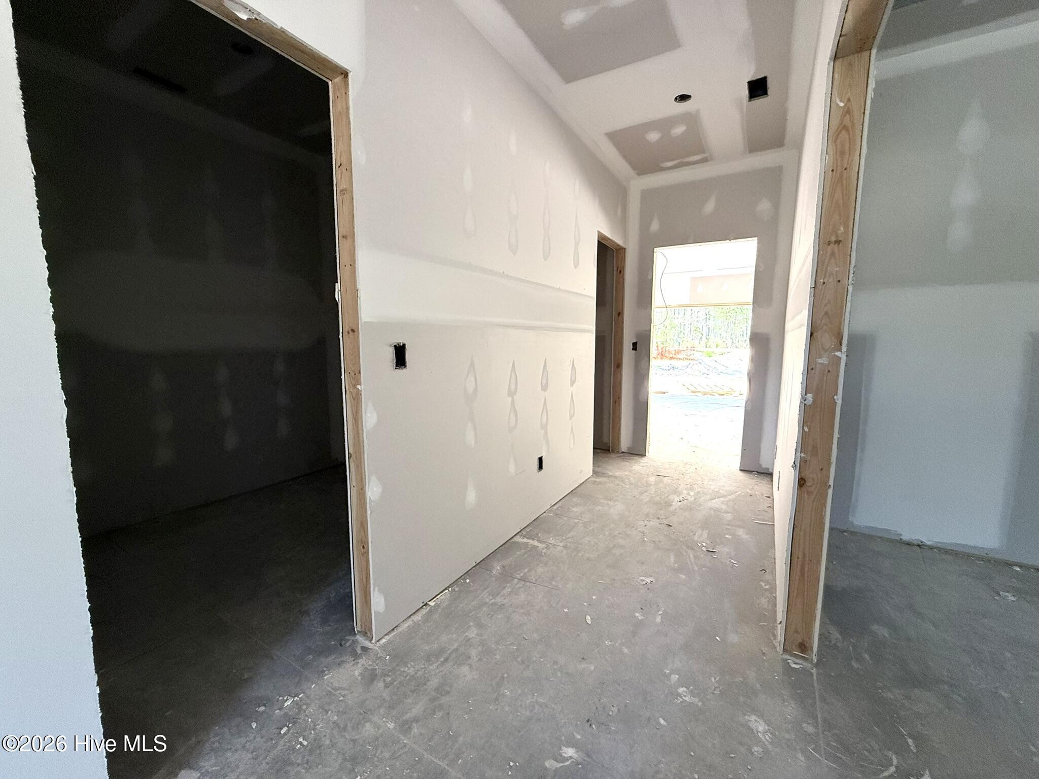 100558276 | Photo 18