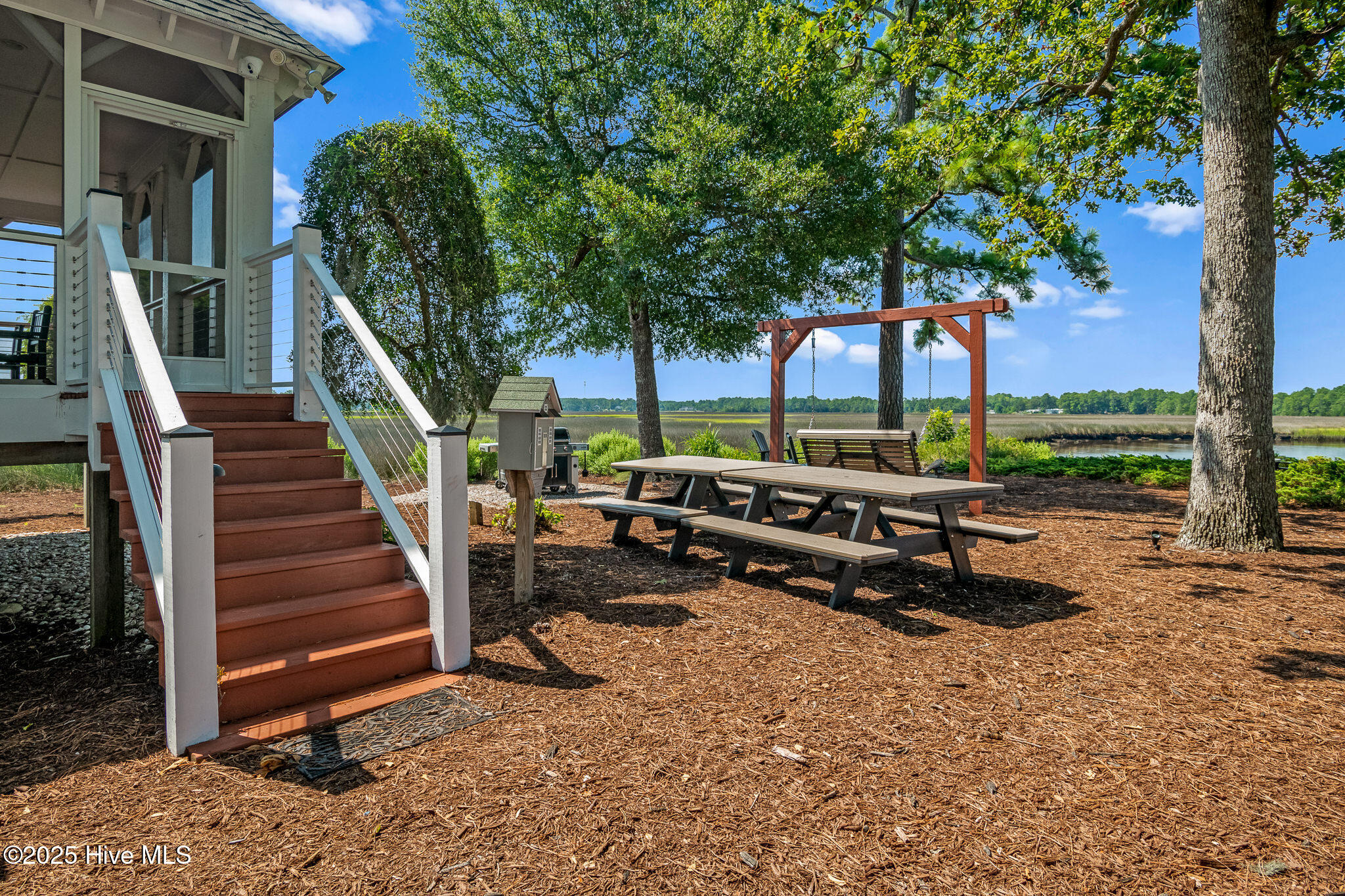 100530246 | Photo 47