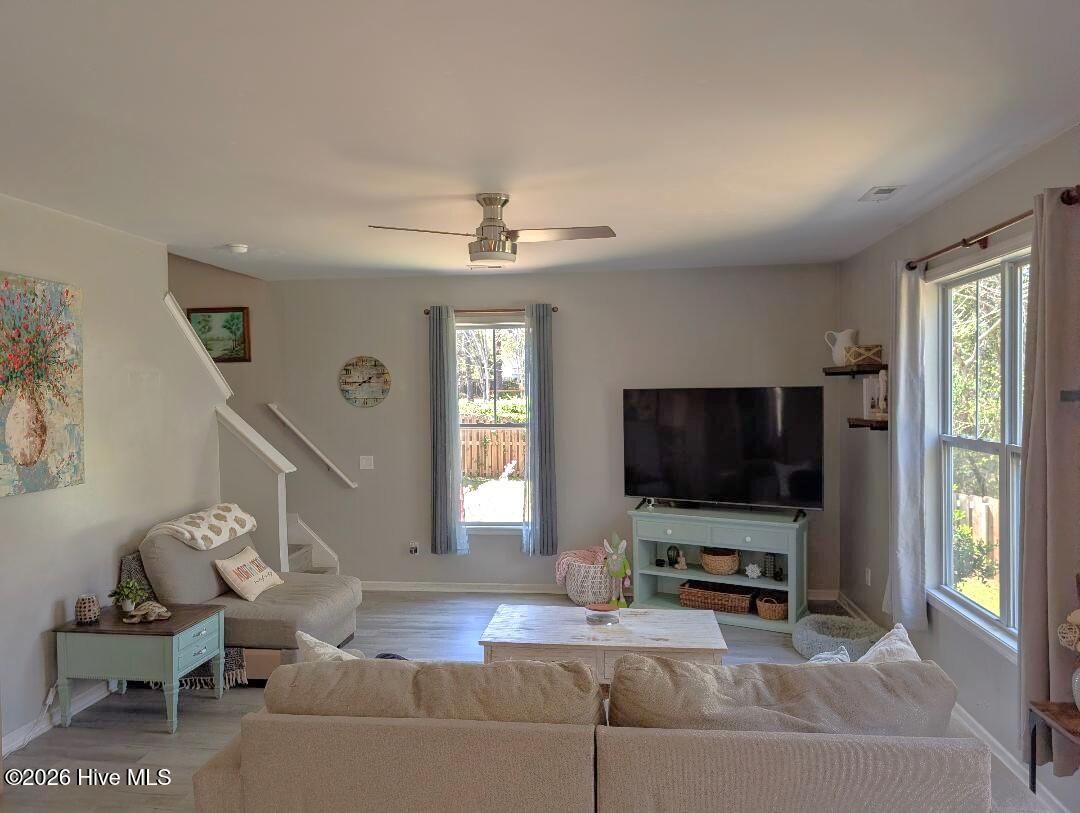 100550556 | Photo 14