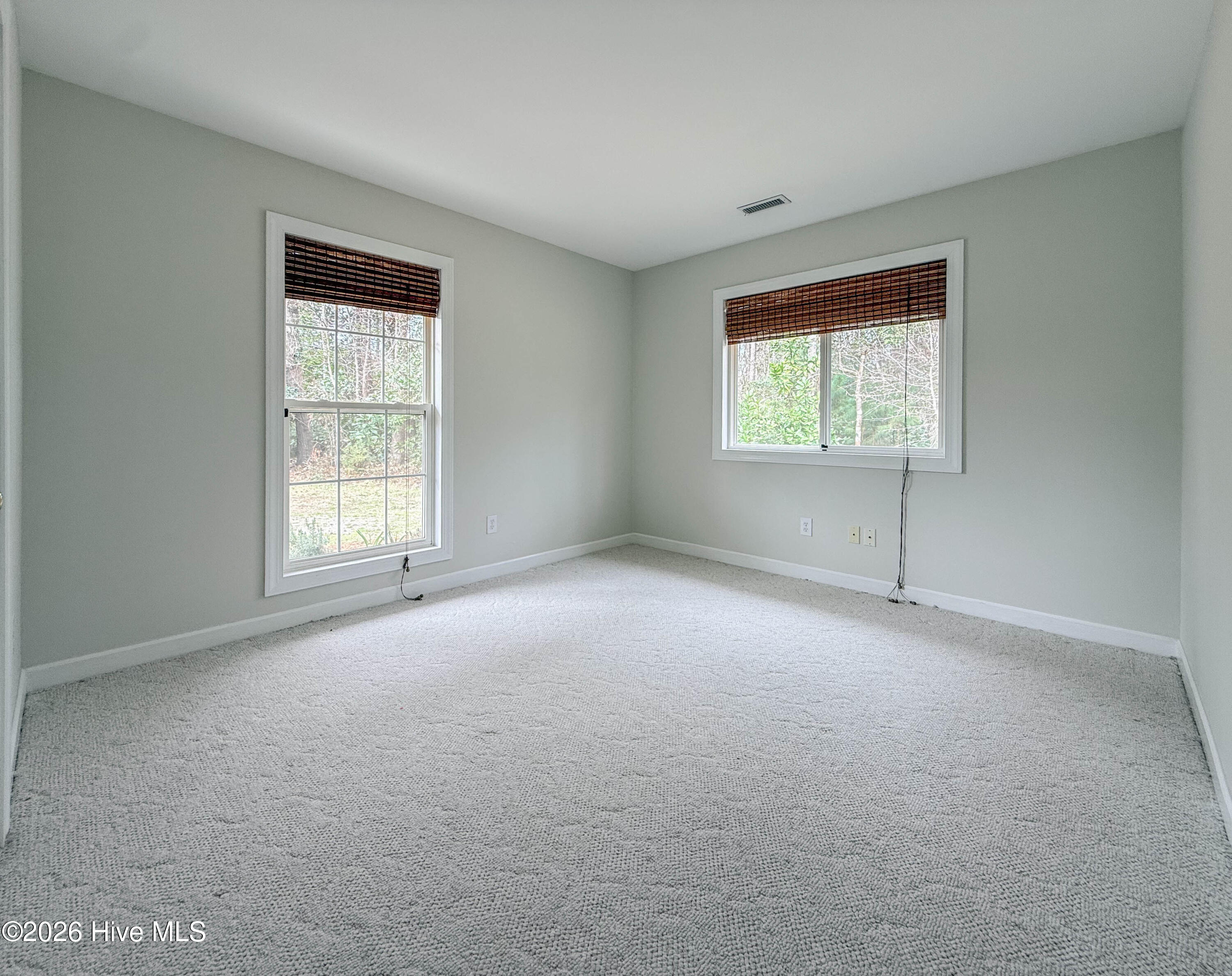 100562741 | Photo 45