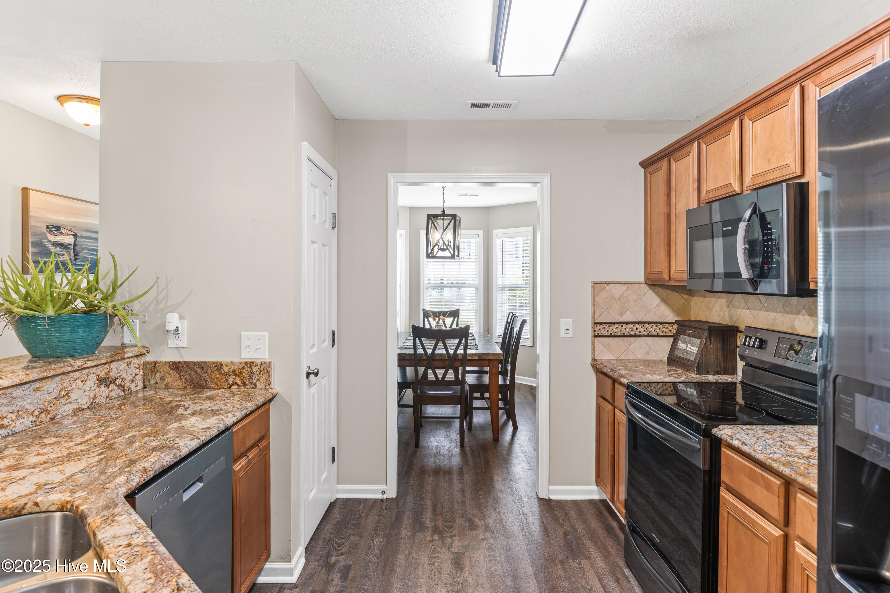 310 Dove Field Court SE, Leland, NC 28451 – photo 9: 009_310_dove_field_court-09_552