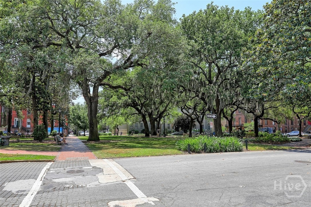 2nd image of 210 E State St, Savannah, GA 31401