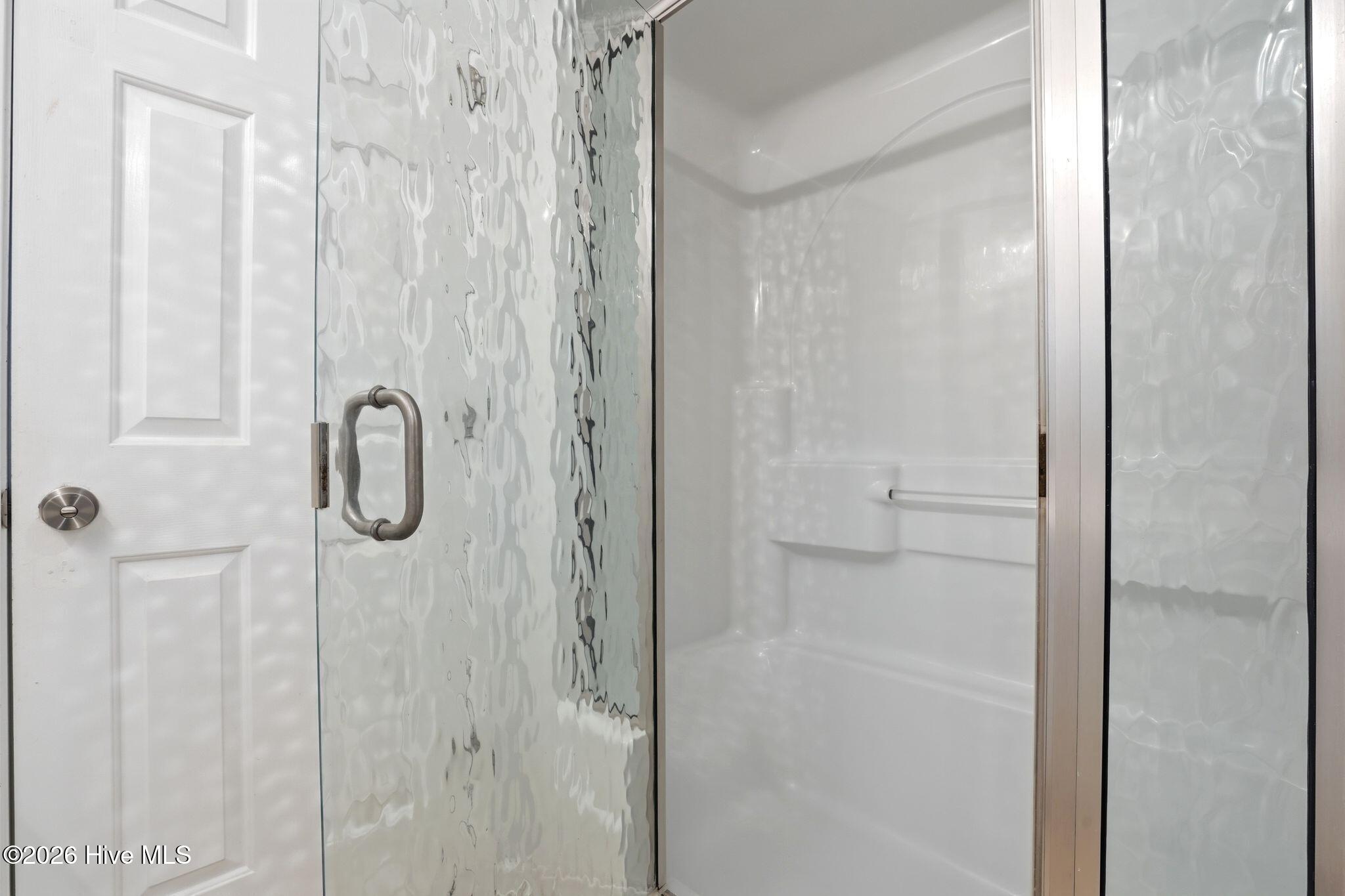 100555820 | Photo 41