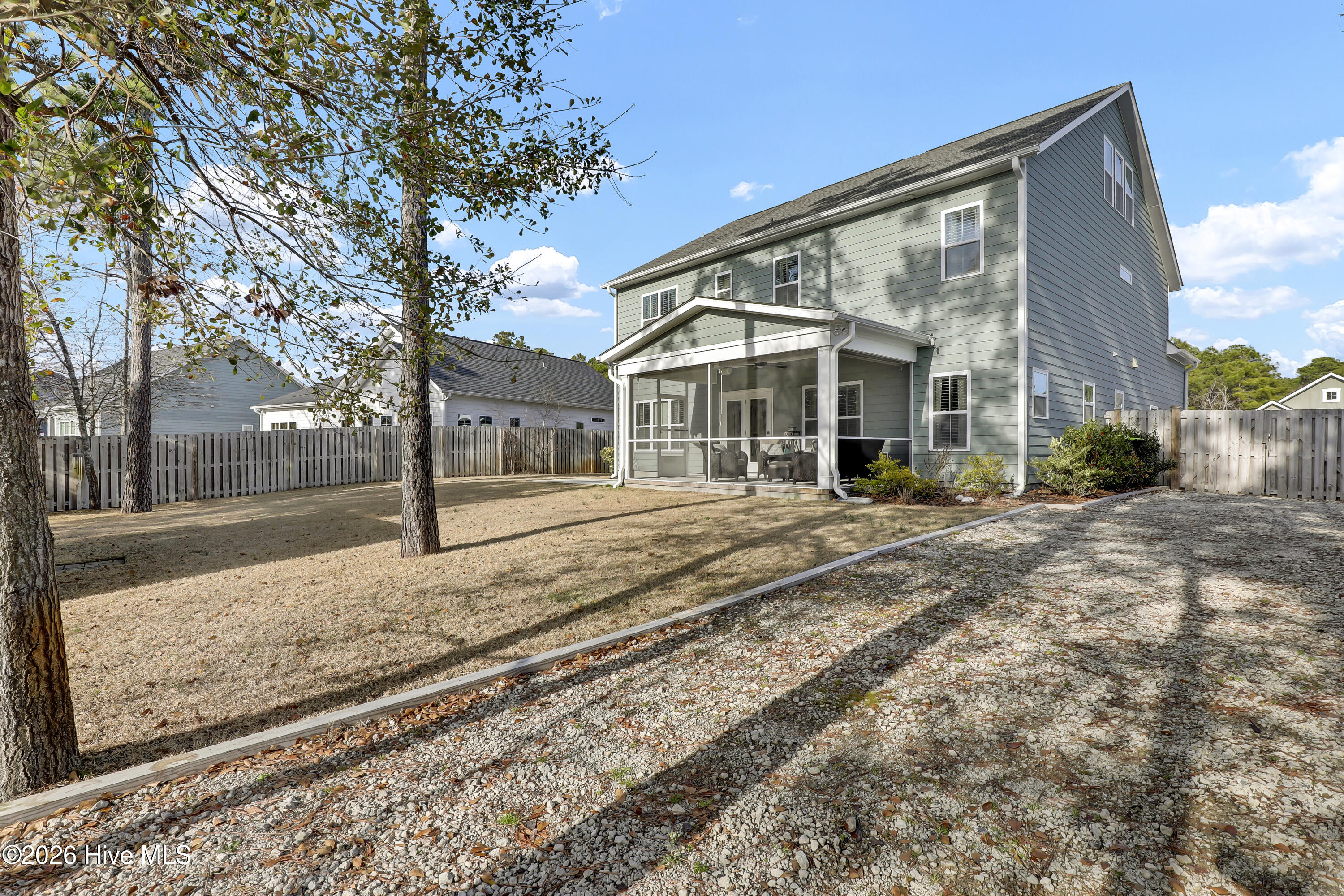 100558429 | Photo 20