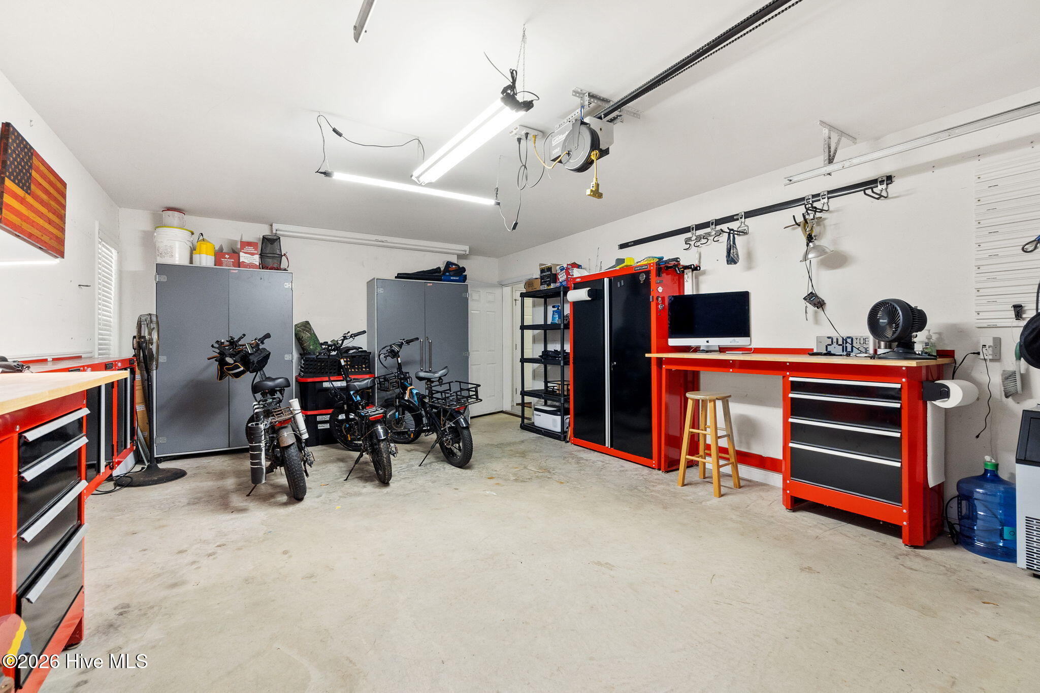 100562755 | Photo 27