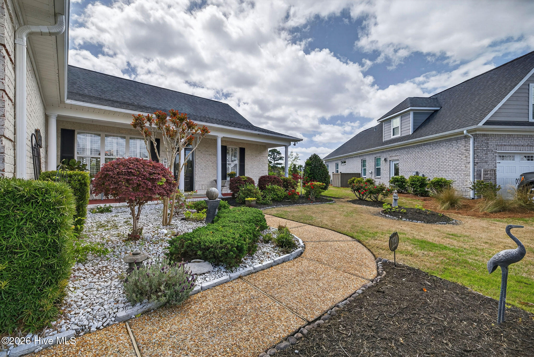 100565729 | Photo 50