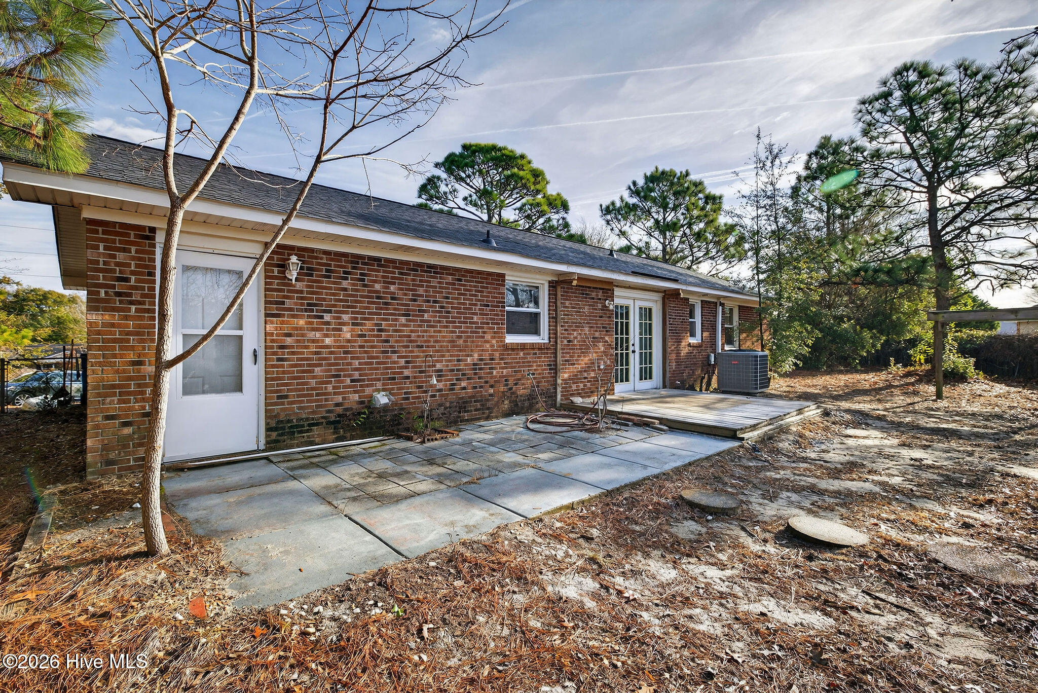 100547847 | Photo 32